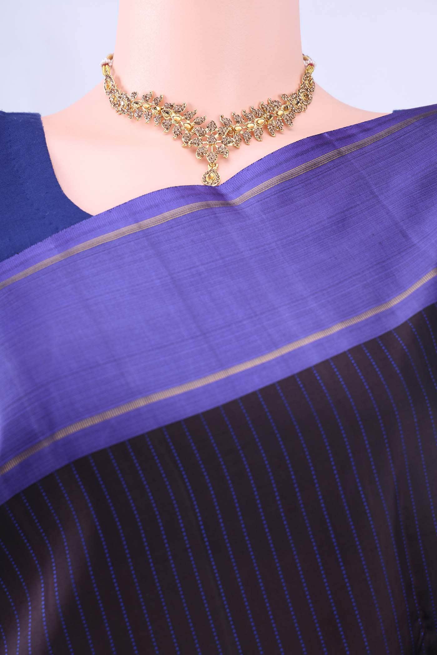 Black Kanjivaram Silk Saree - Image 3
