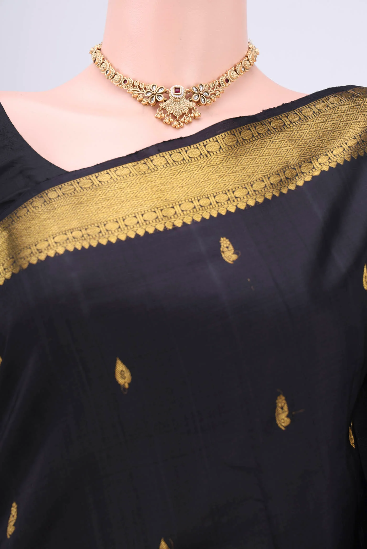 Black Kanchipuram Silk Saree - Image 2
