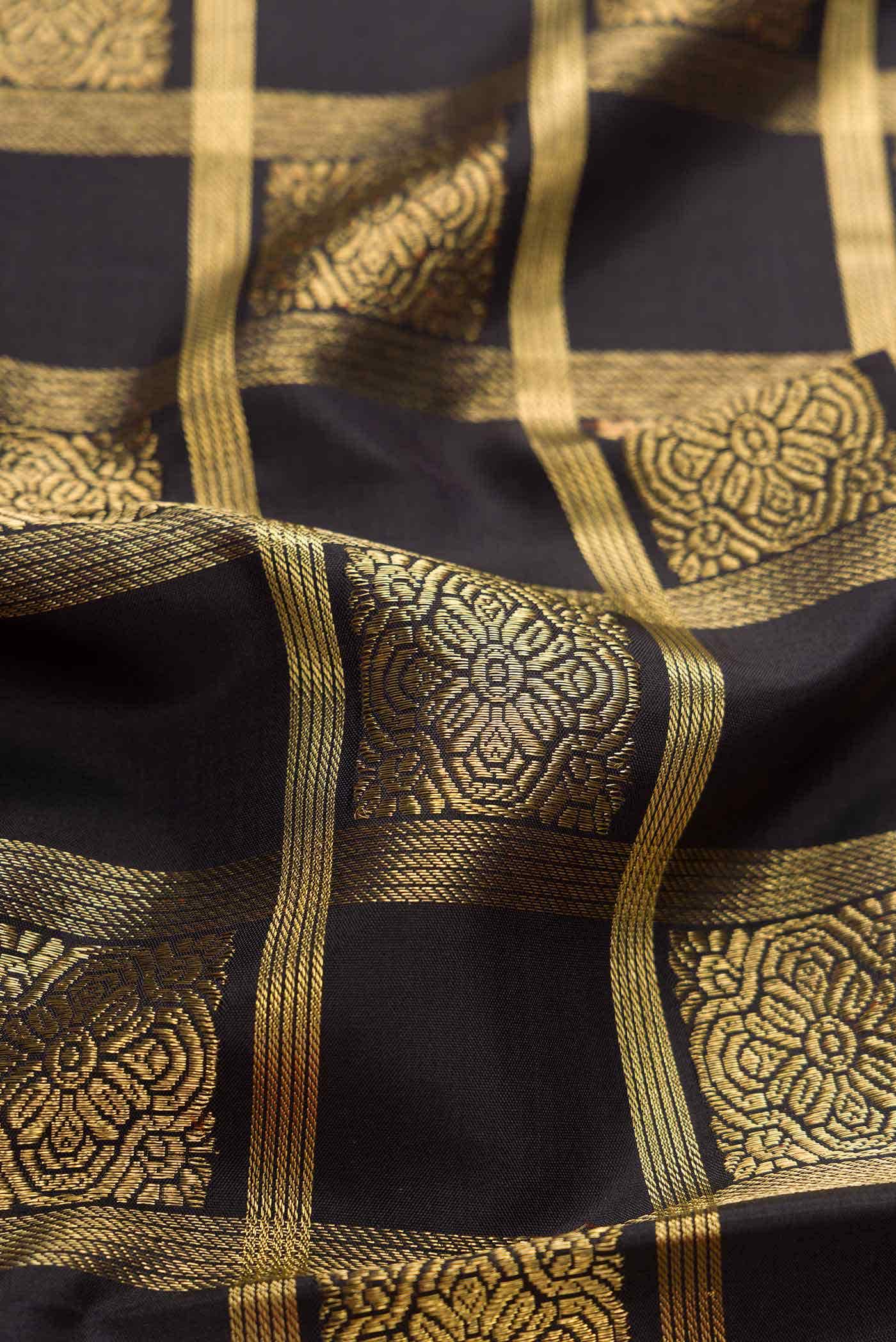 Pure Silk Pure Zari Black Kanjivaram Saree - Image 3