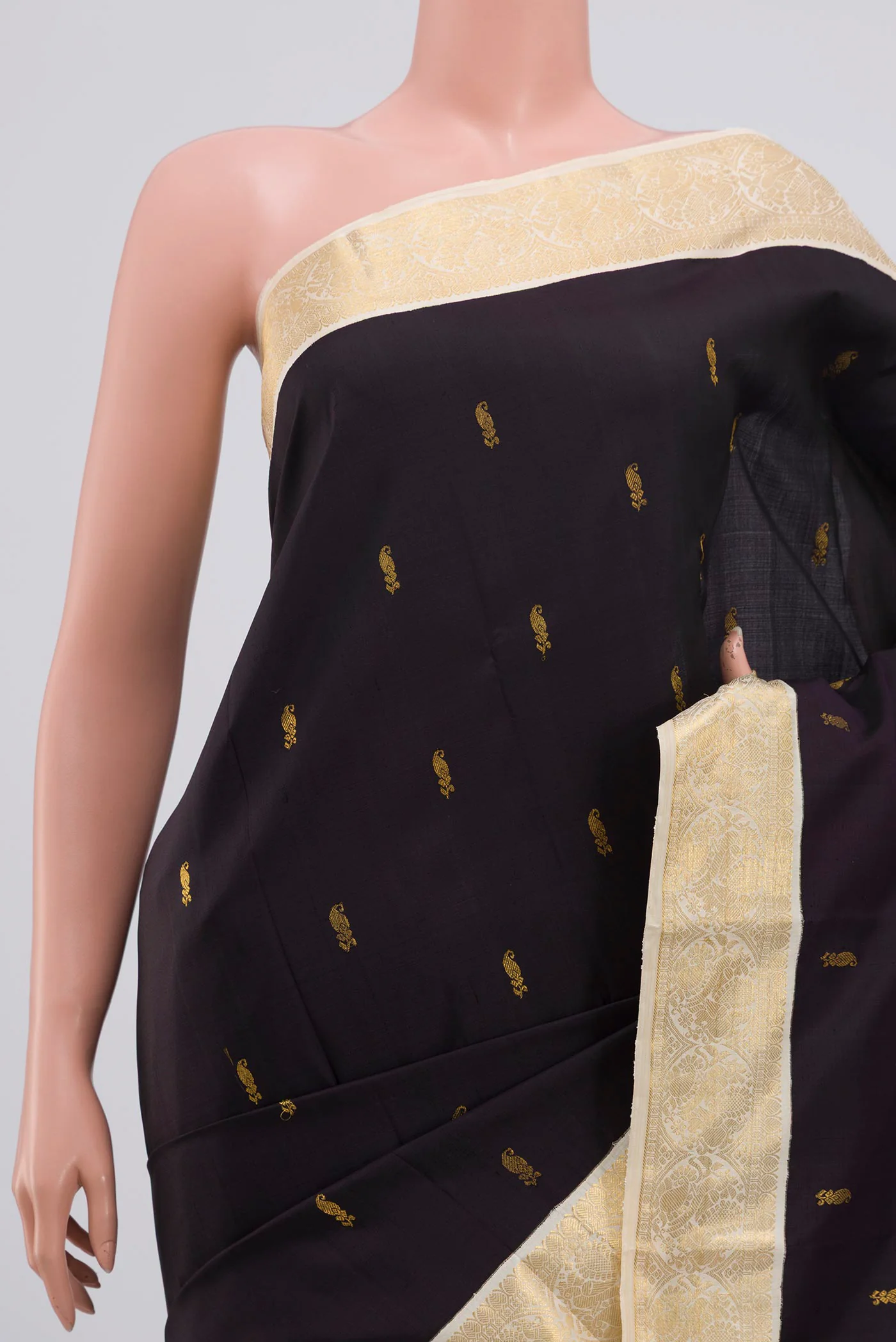 Black Kanjivaram Silk Saree - Image 2