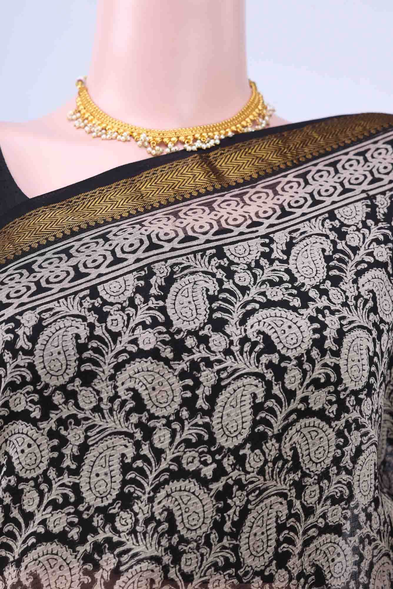 Black Maheshwari Silk Cotton Saree - Image 2
