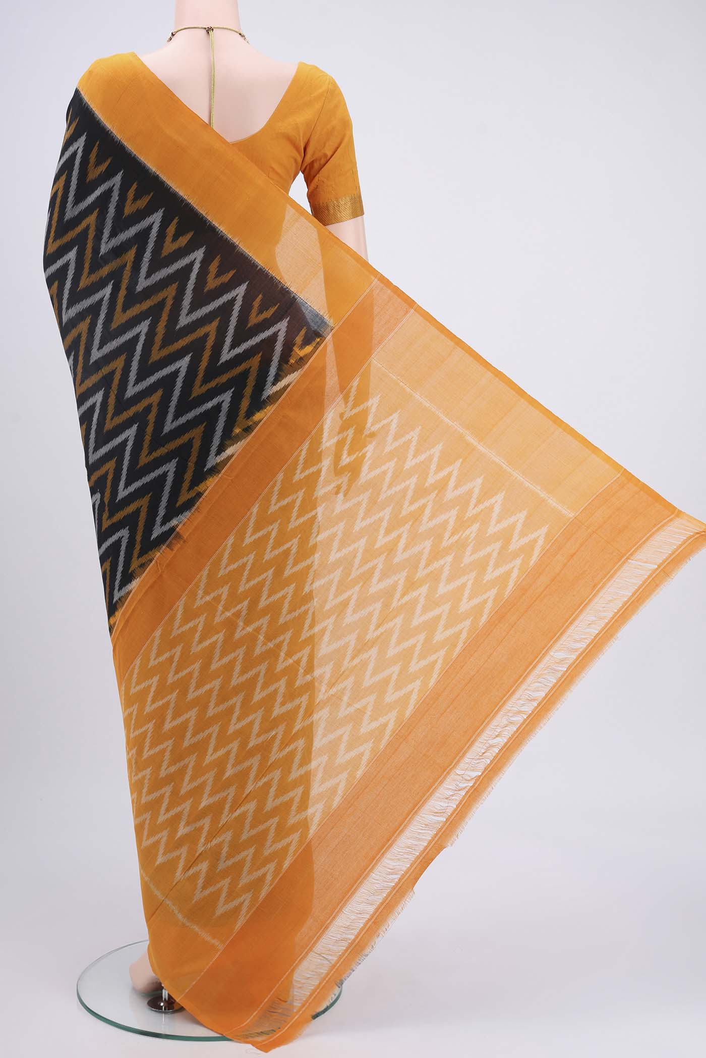 Black Pochampally Cotton Saree - Image 3