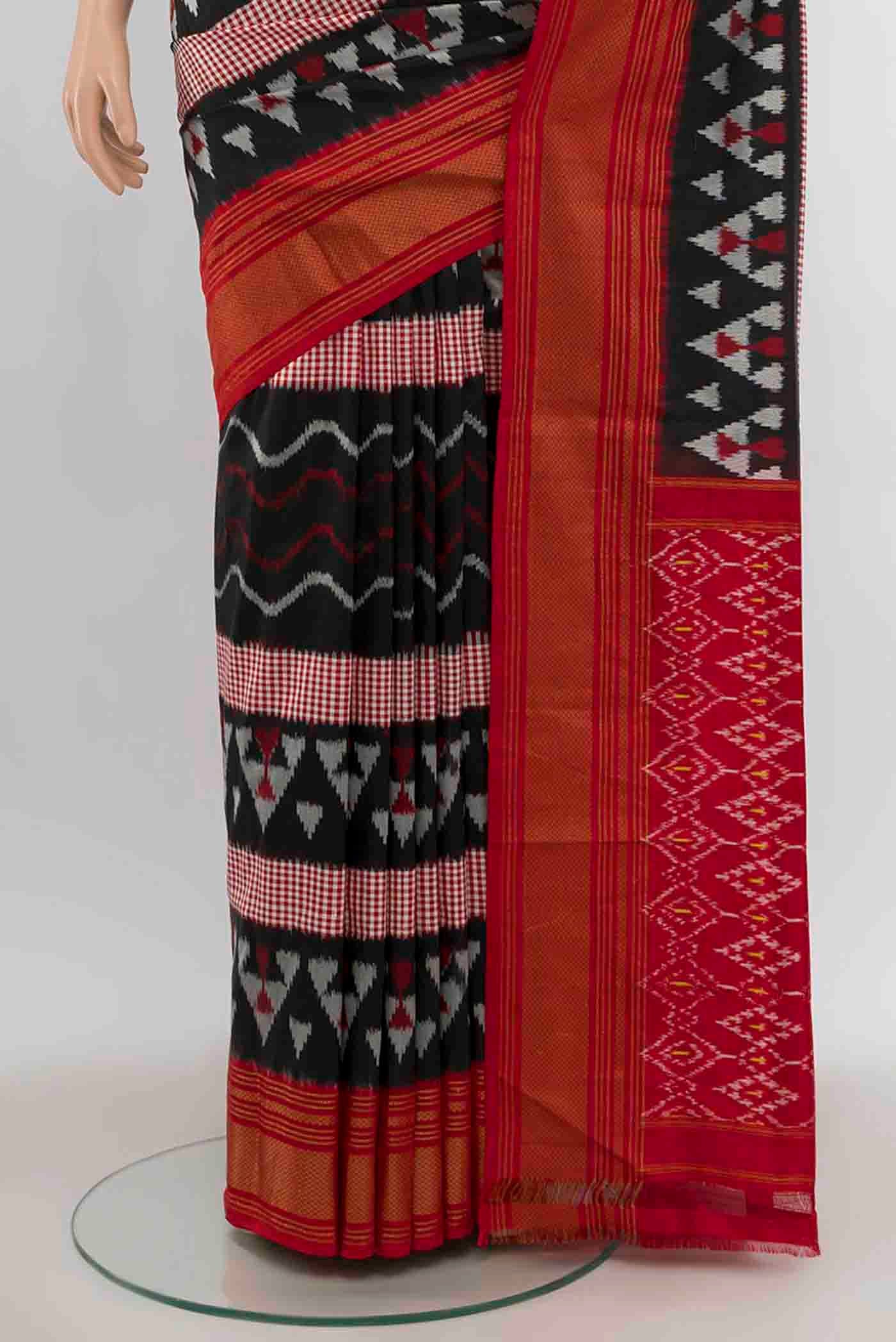Black Pochampally Silk Saree - Image 3