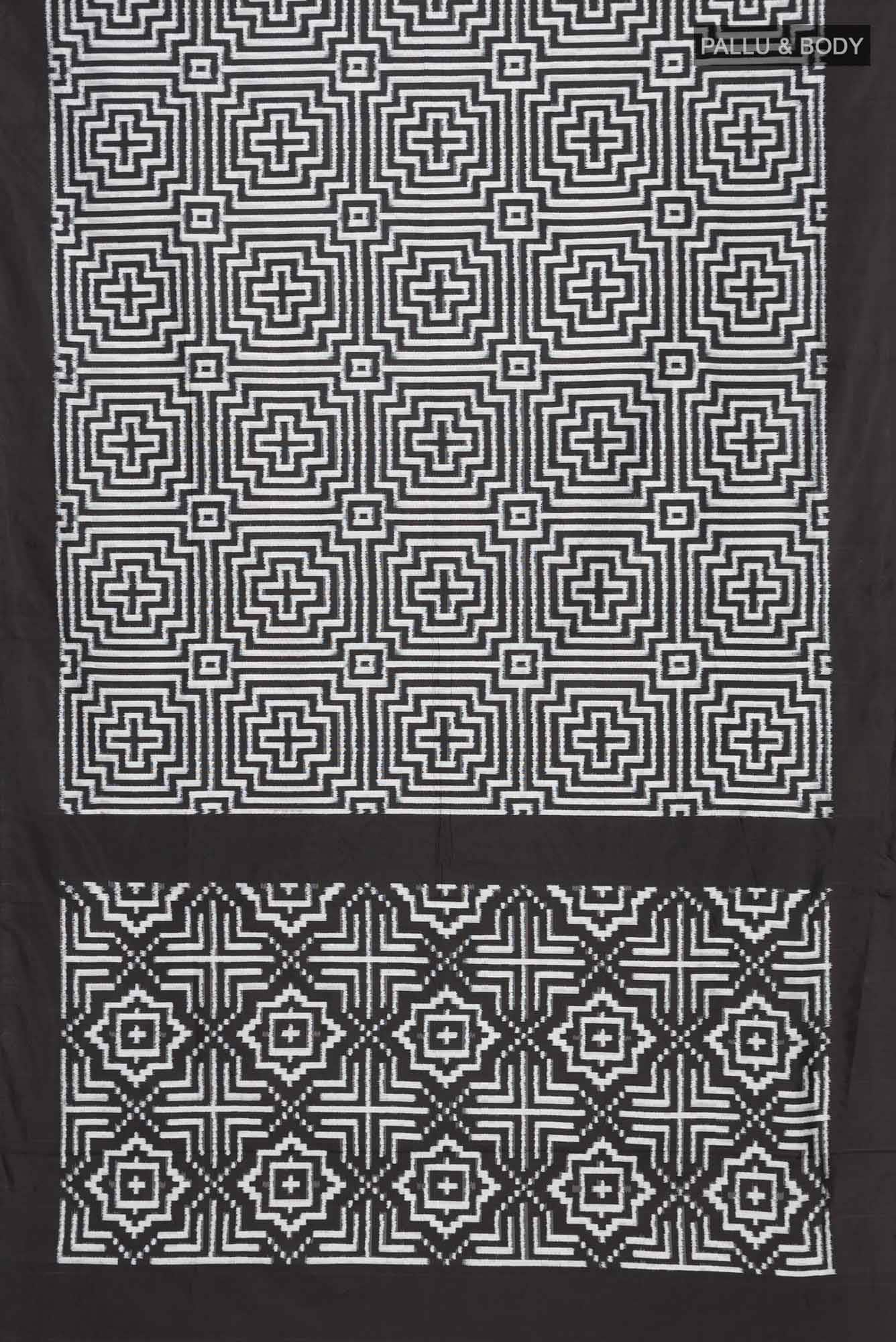 Black Pochampally Silk Saree - Image 4