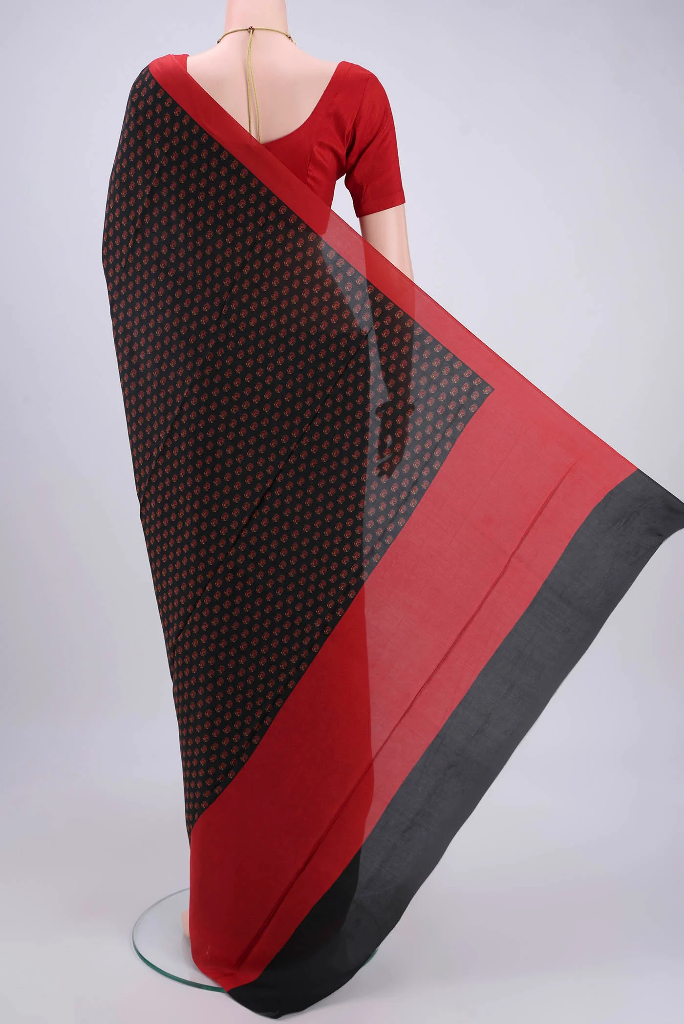 Black Printed Silk Saree - Image 3