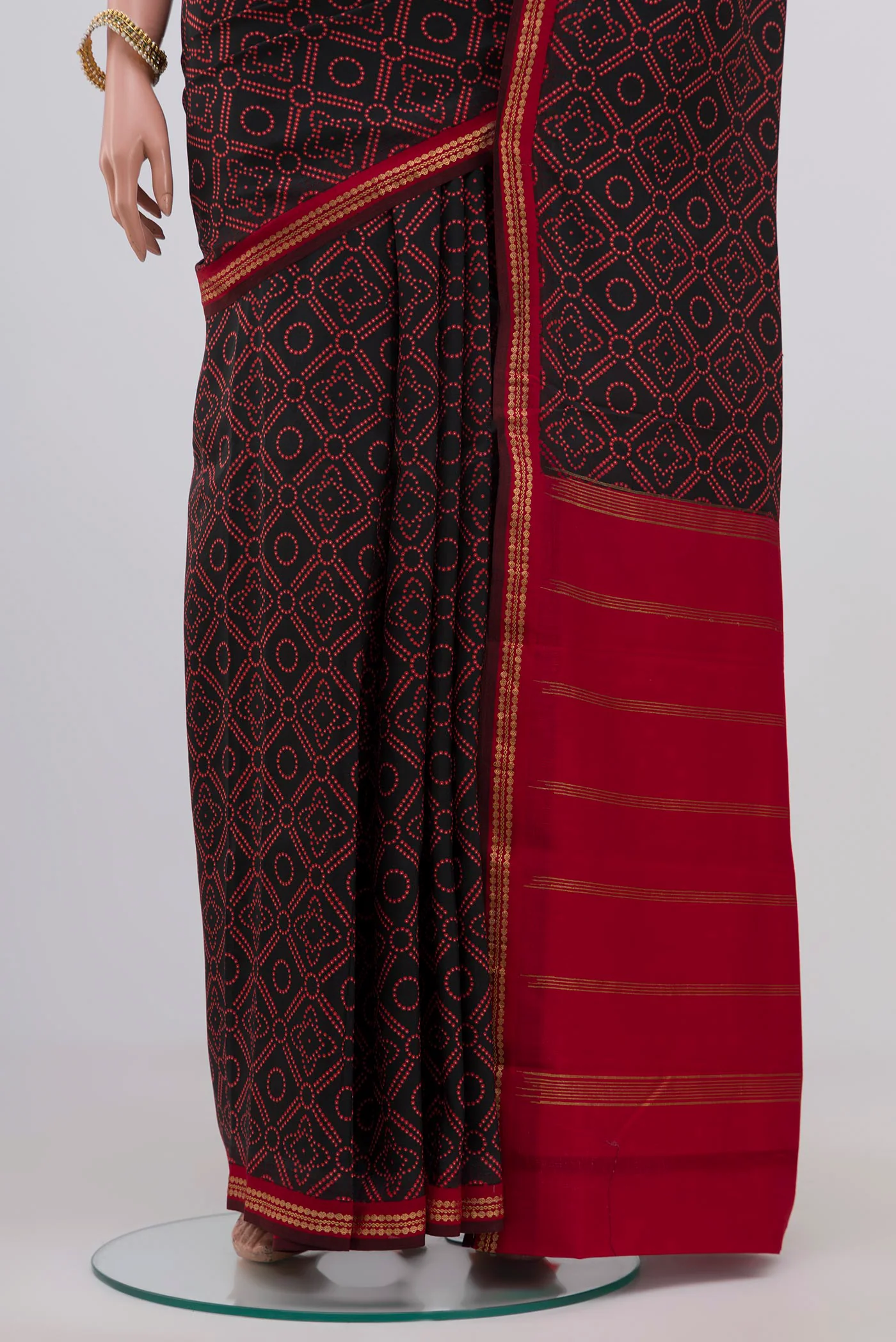 Black Printed Silk Saree - Image 3