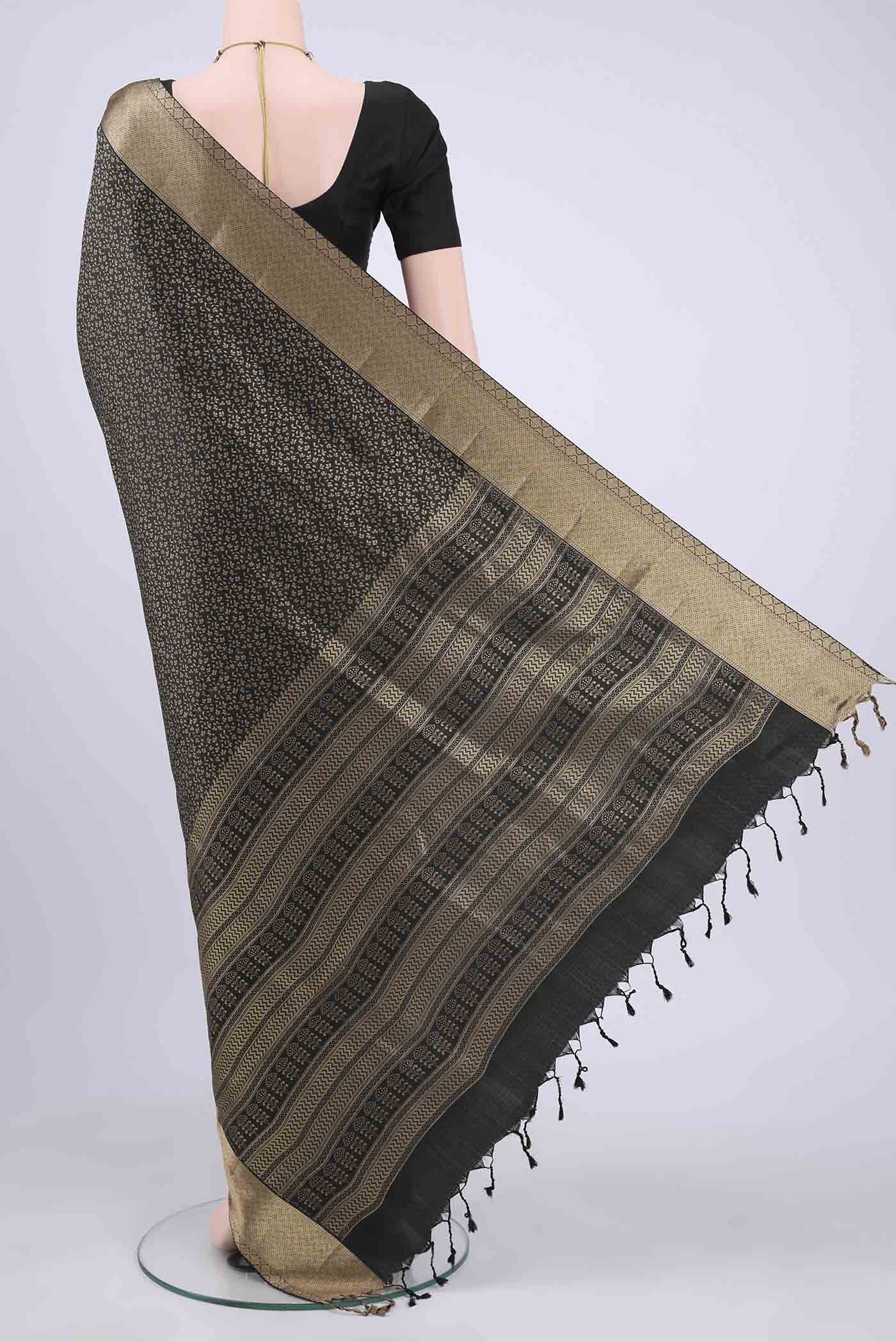Black Soft Silk Saree - Image 3