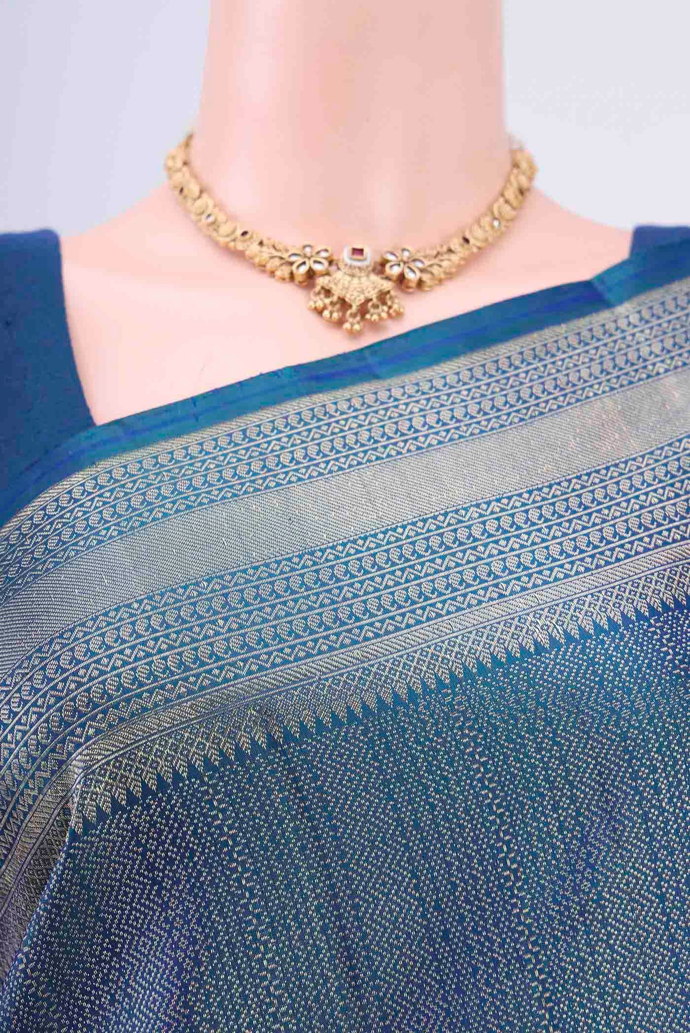 Blue Dual Tone Kanchipuram Saree - Image 2