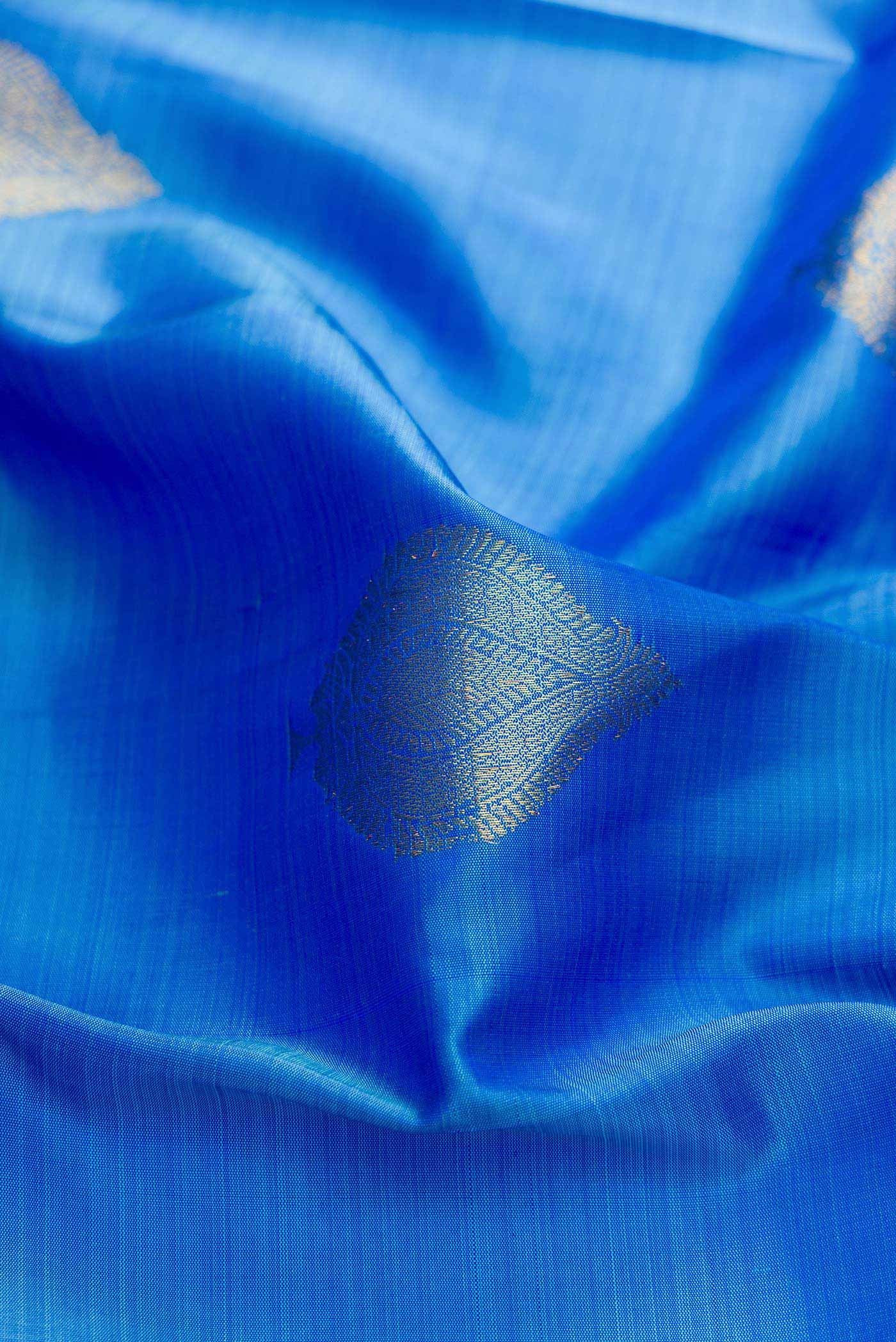 Blue Dual Tone Kanjivaram Silk Saree - Image 2
