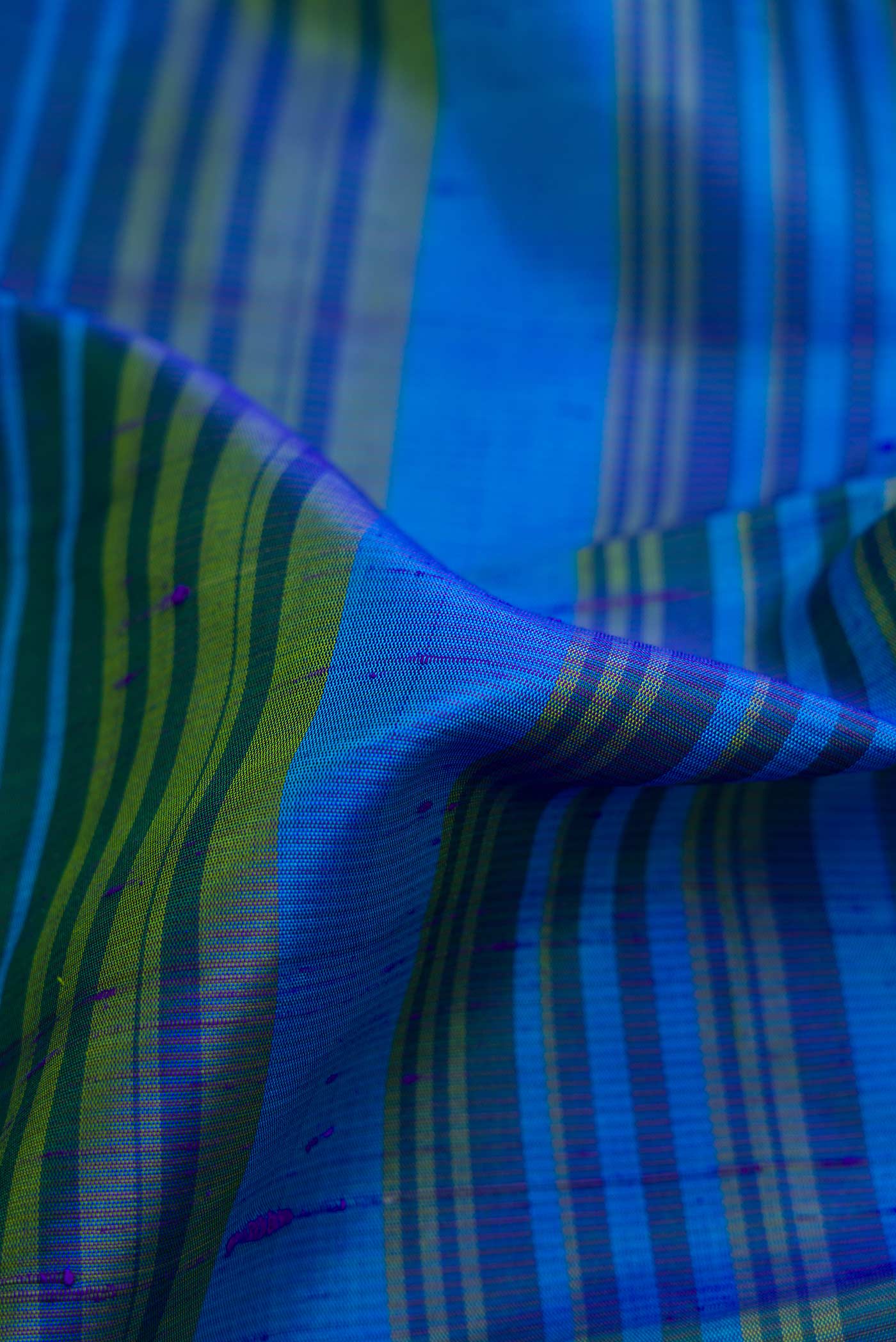 Blue Dual Tone Kanjivaram Silk Saree - Image 2