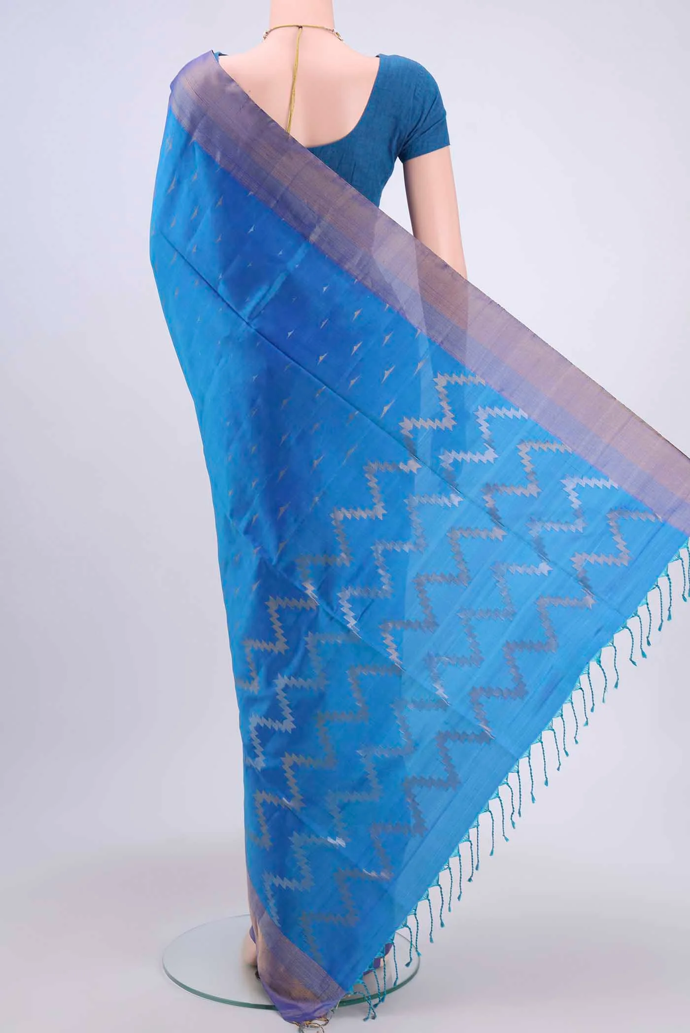 Blue Dual Tone Soft Silk Saree - Image 3