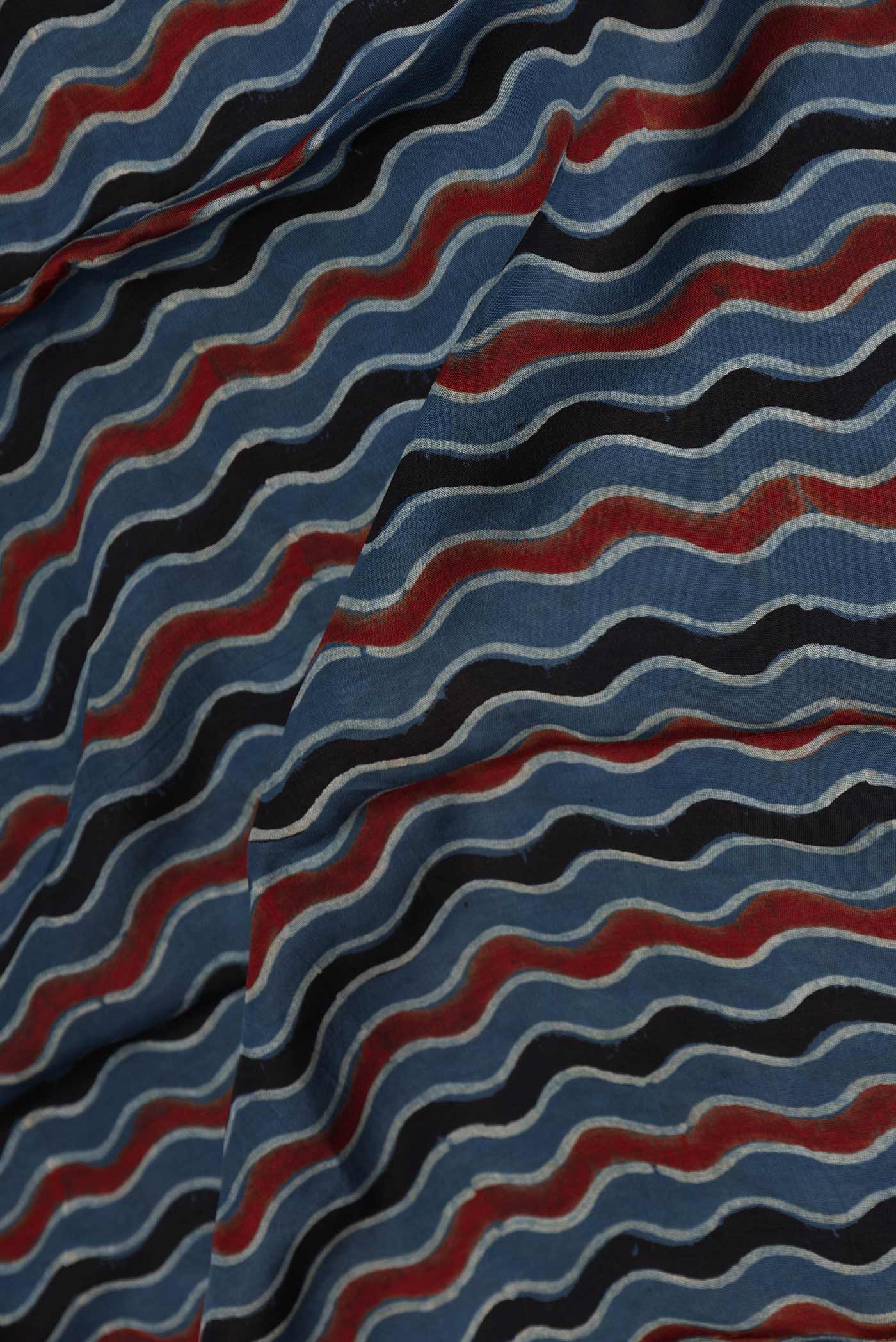 Blue Dual Tone Tussar Silk Saree - Image 2