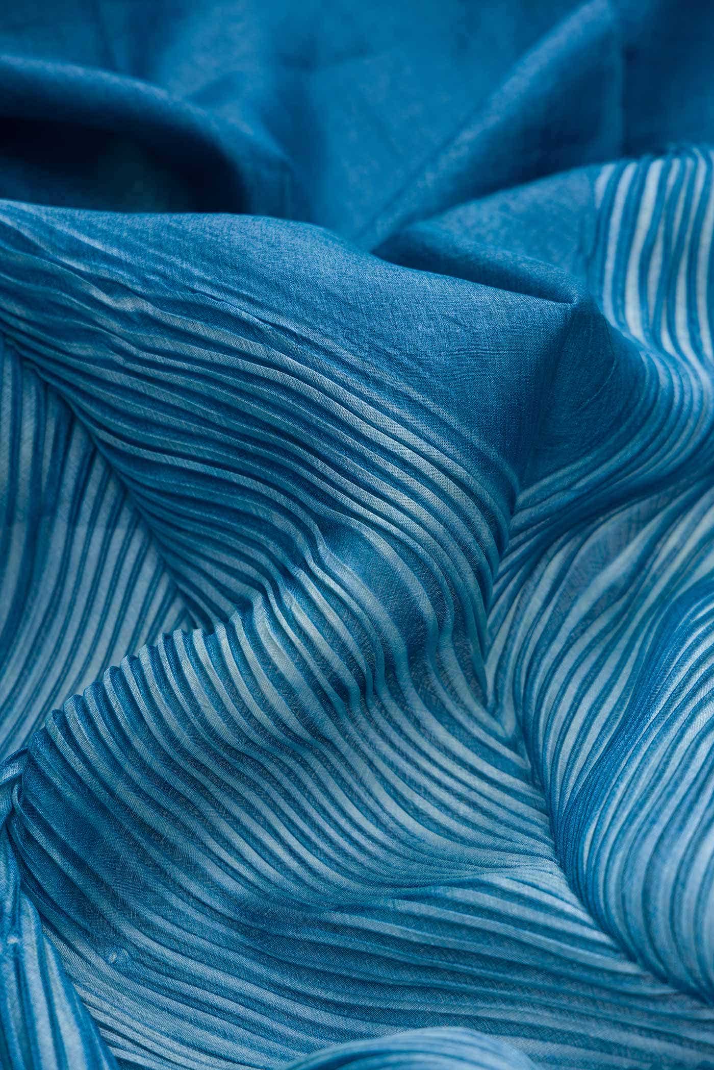 Blue Dual Tone Tussar Silk Saree - Image 2