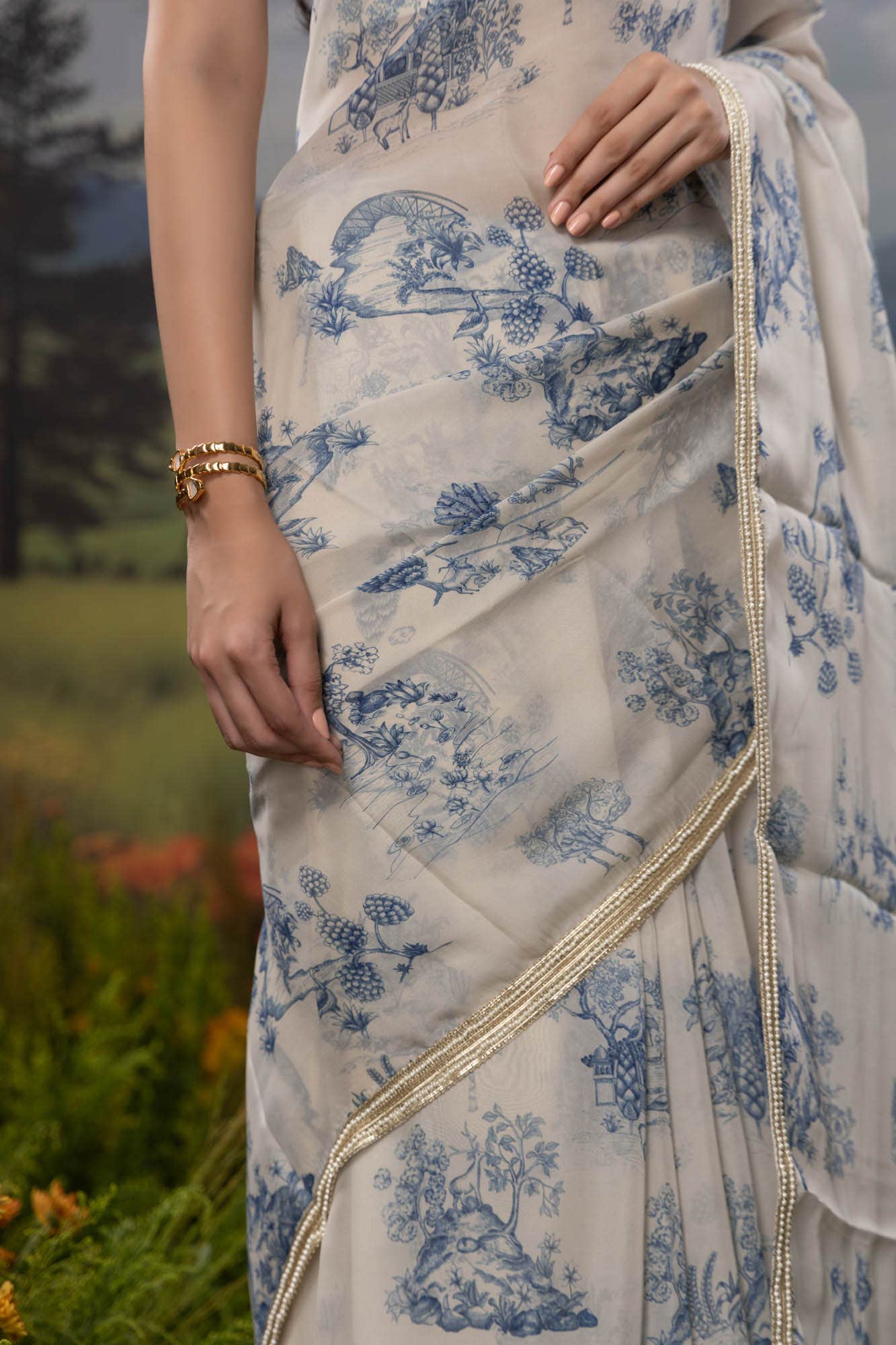 Blue Forest-White Organza Silk Saree - Image 6