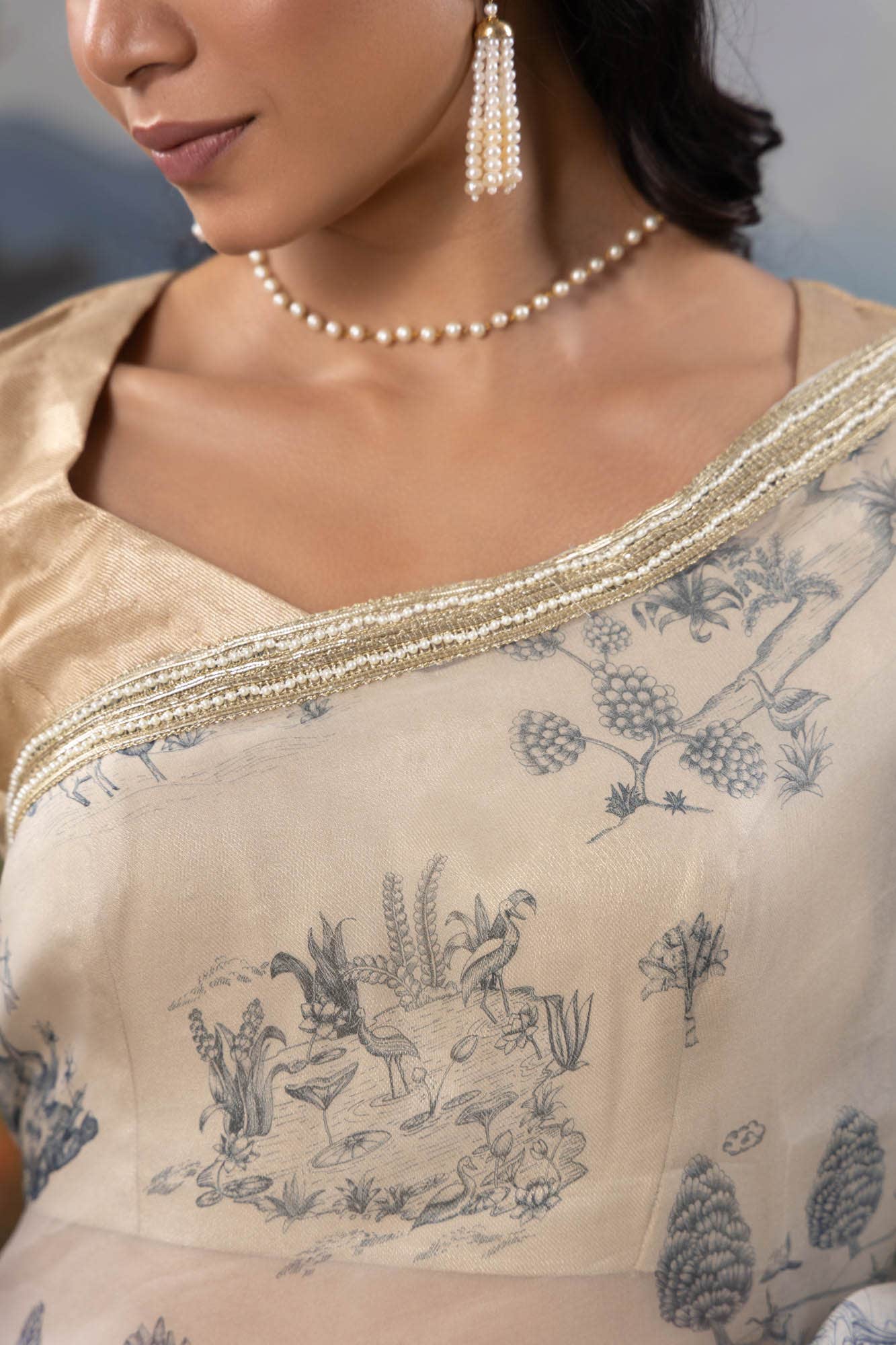 Blue Forest-White Pure Organza Silk Saree - Image 2