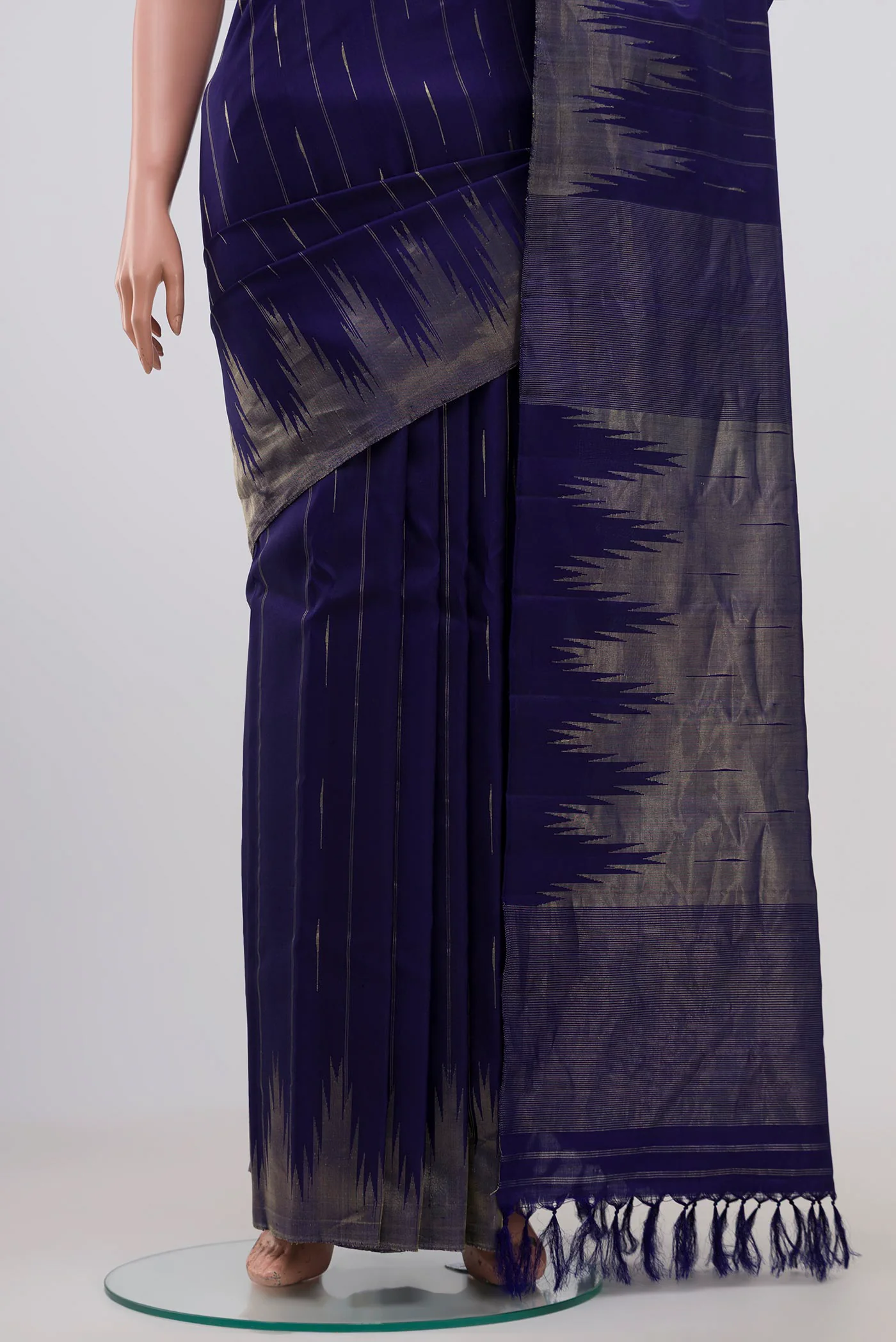 Blue Gadwal Silk Saree - Image 3