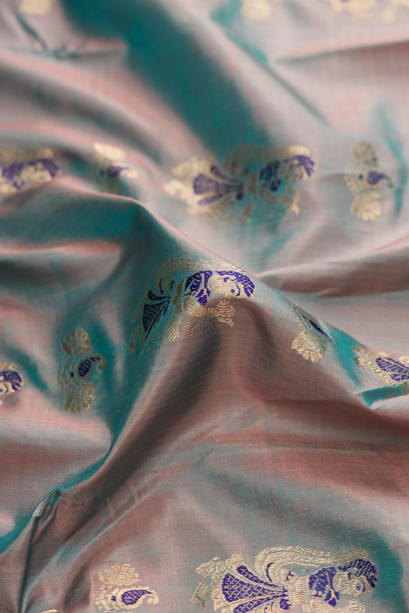 Blue Grey Dual Tone Baluchari Silk Saree - Image 2
