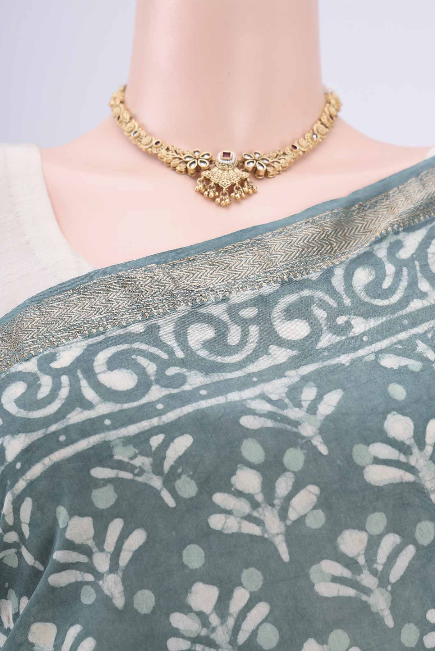 Blue Grey Maheshwari Silk Cotton Saree - Image 2