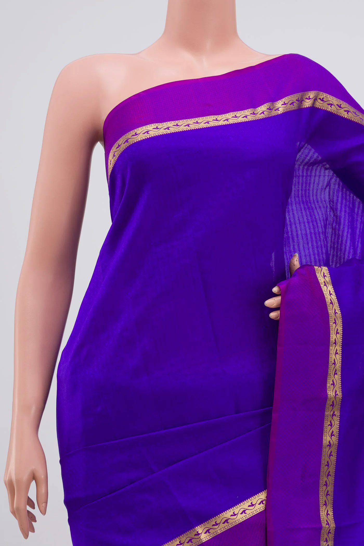 Royal Blue Kanchipuram Silk Saree - Image 2