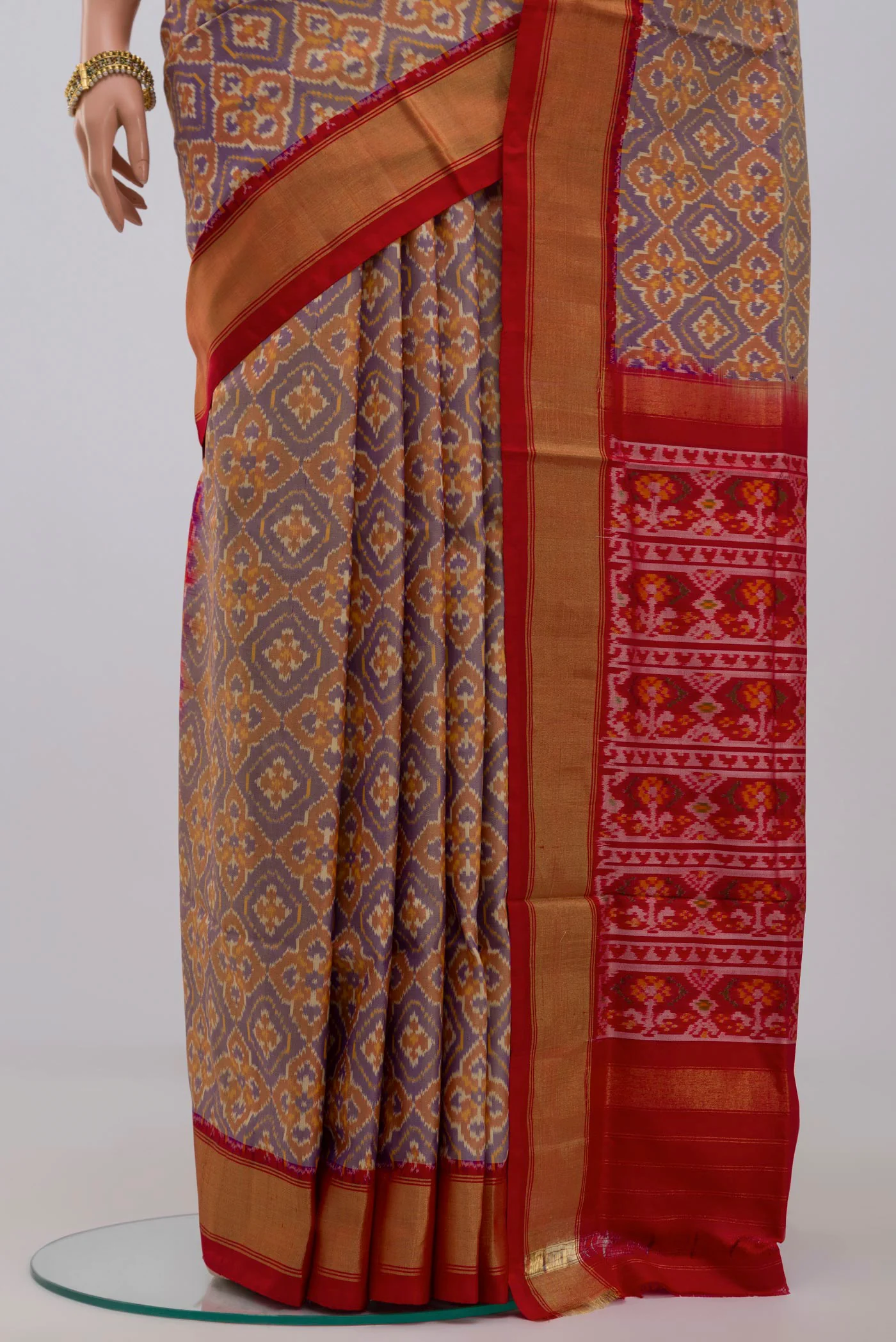 Lavender Pochampally Silk Saree - Image 3