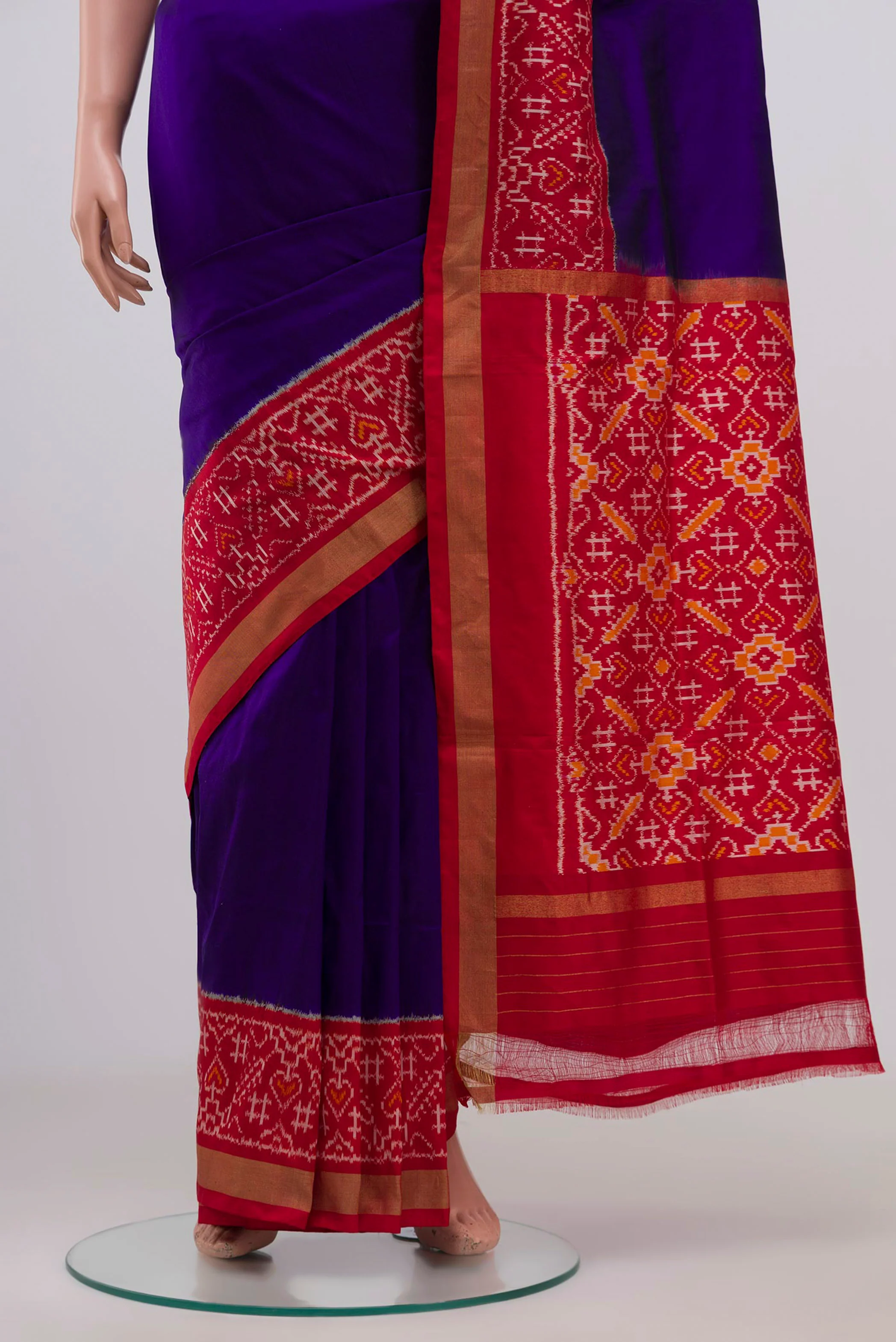 Blue Pochampally Silk Saree - Image 3
