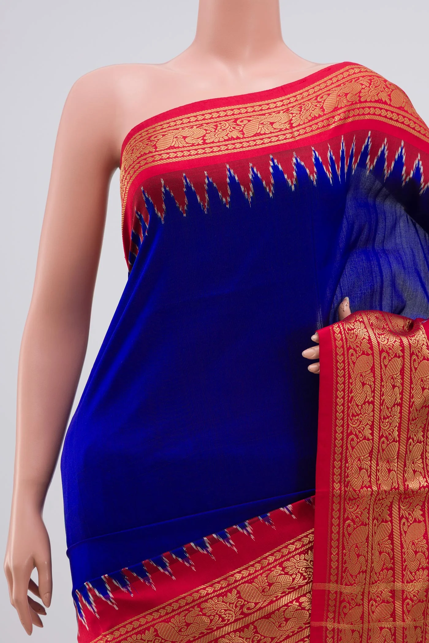 Blue Pochampally Silk Saree - Image 2
