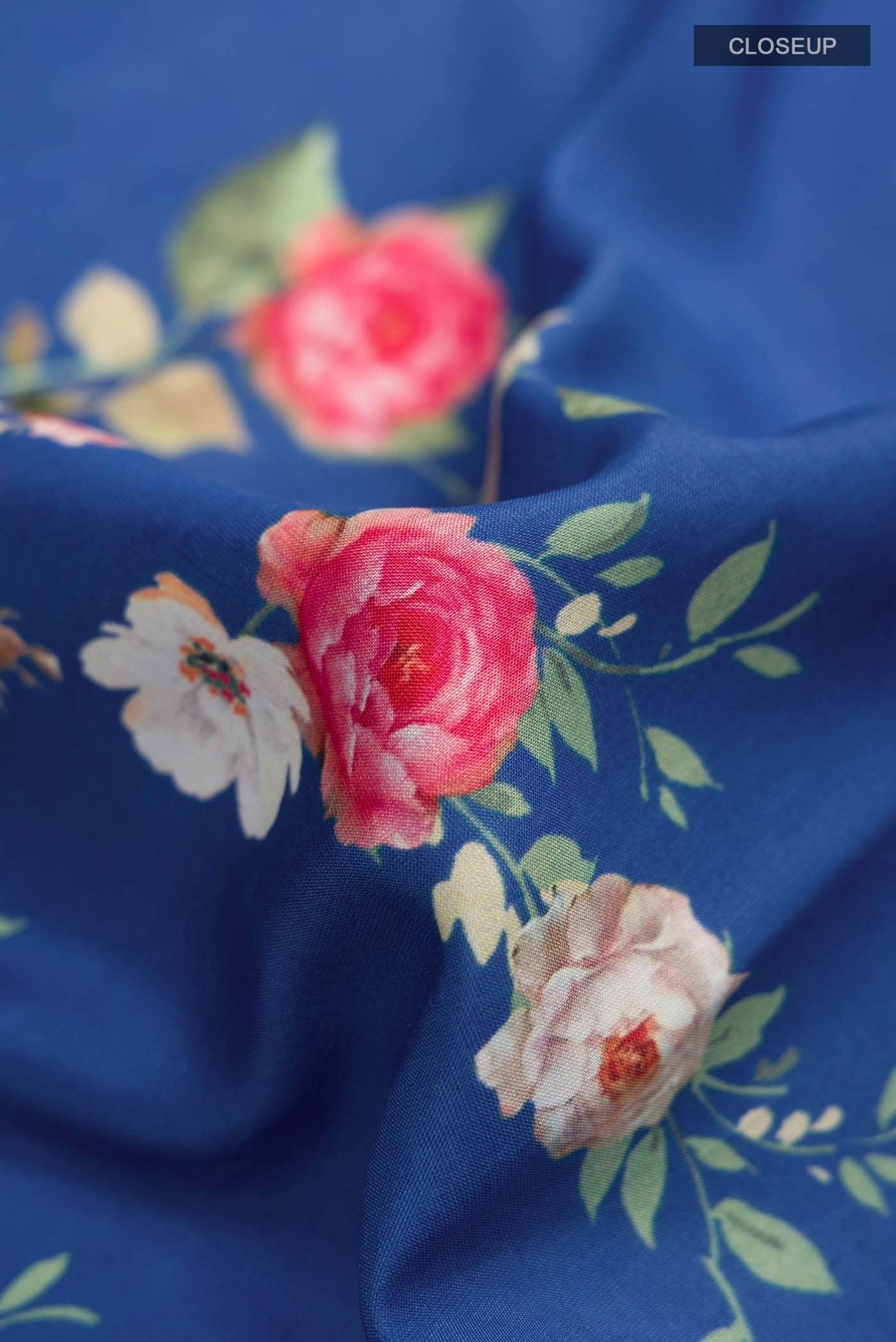 Blue Printed Silk Saree - Image 3