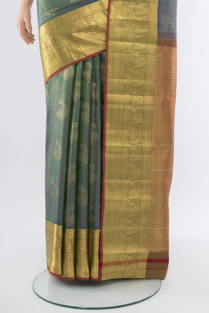 Blue with Green Color Kanchipuram Silk Saree - Image 3