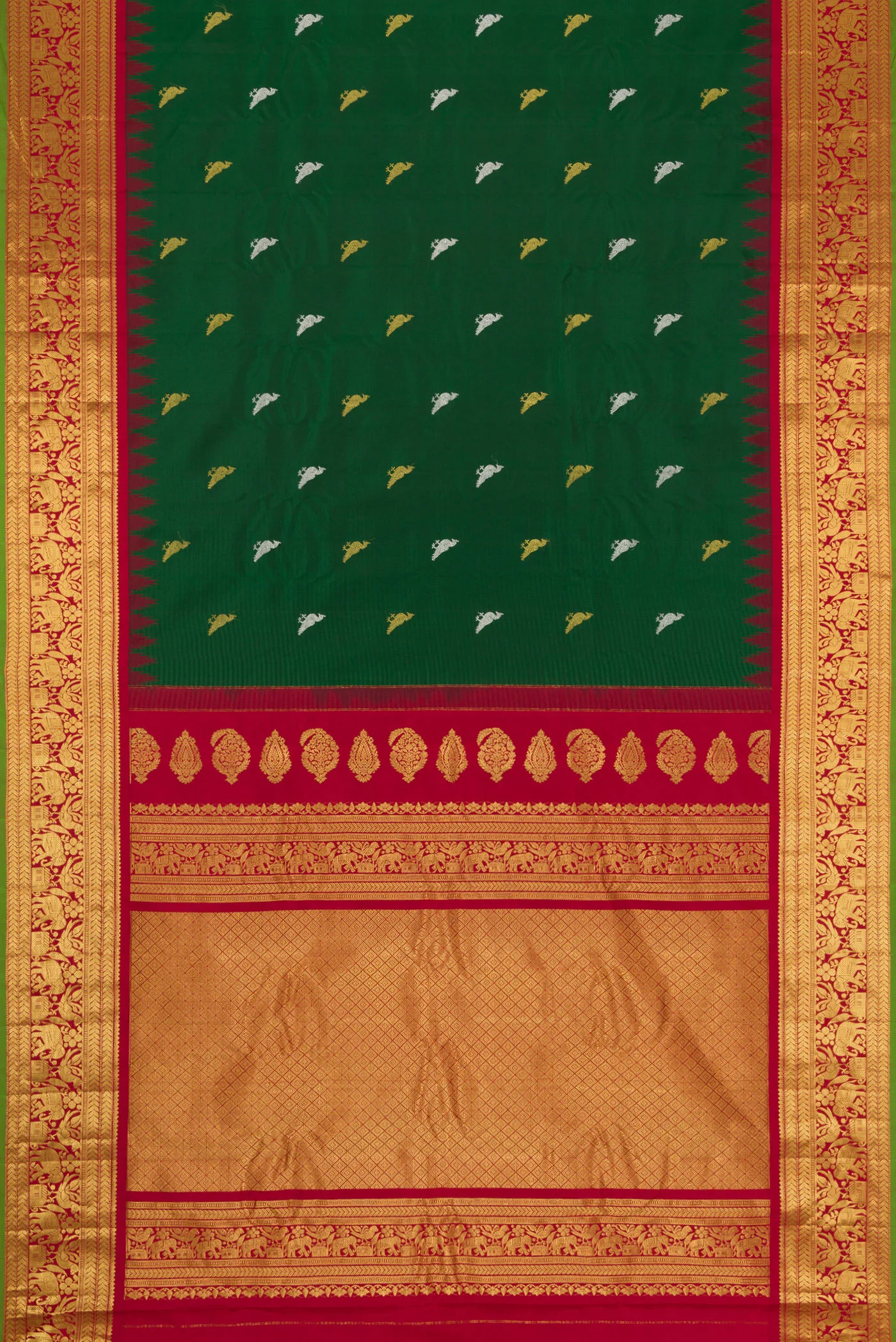 Bottle Green Gadwal Silk Saree - Image 6