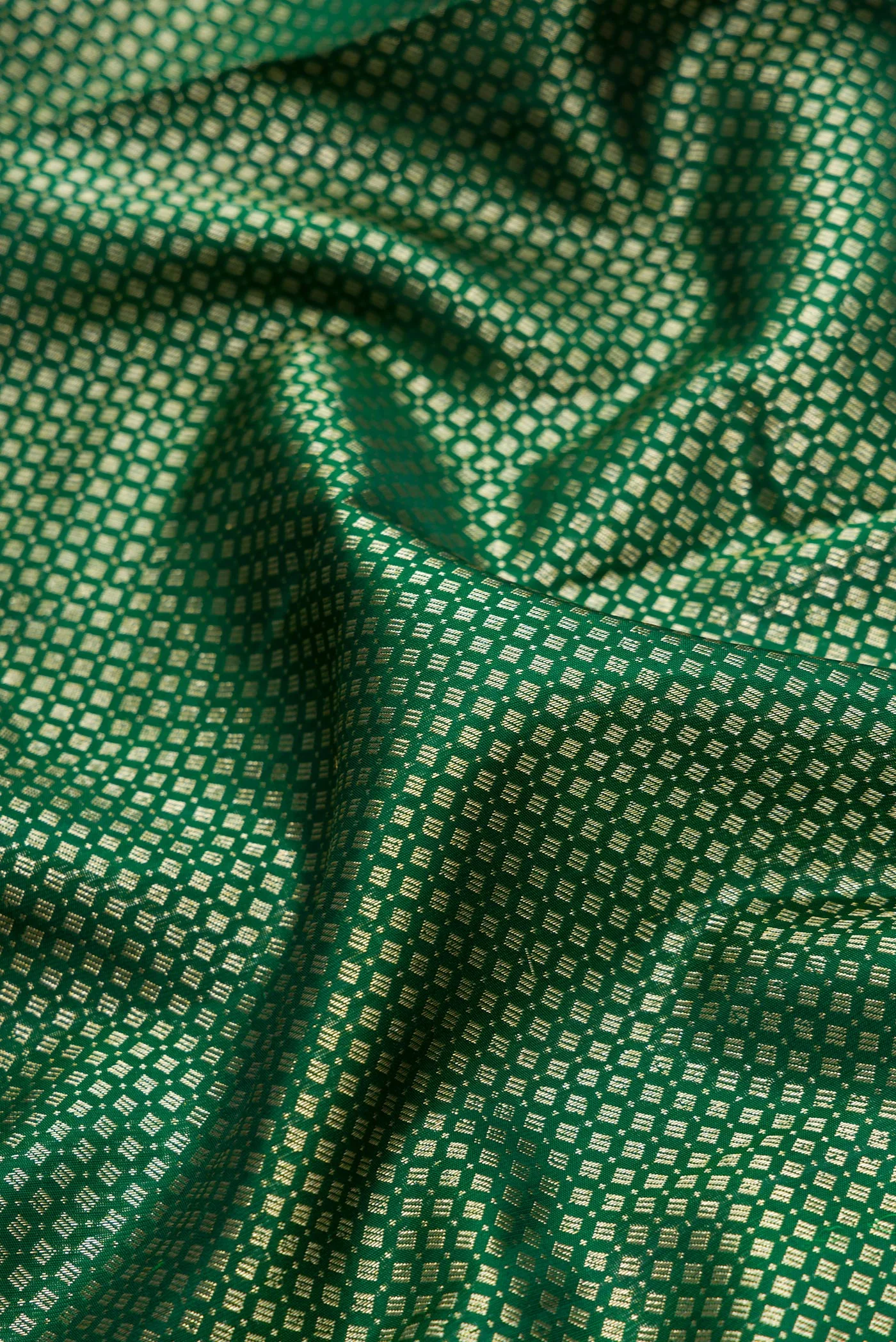 Bottle Green Kanchipuram Silk Saree - Image 2