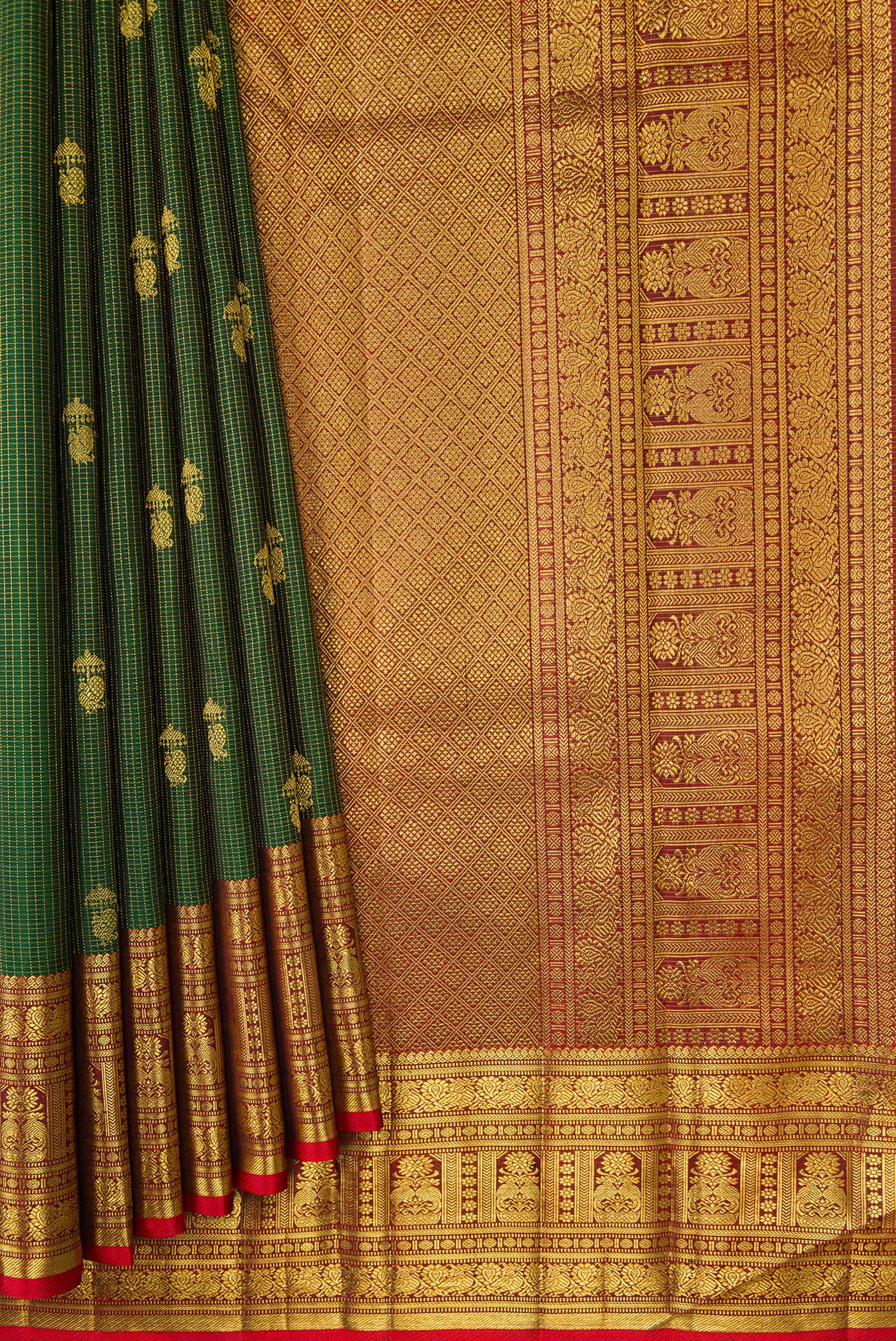 Green Kanchipuram Silk Saree - Image 4