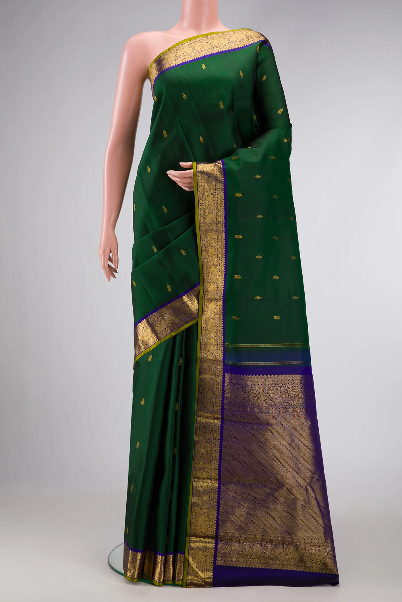 Bottle Green Kanchipuram Silk Saree