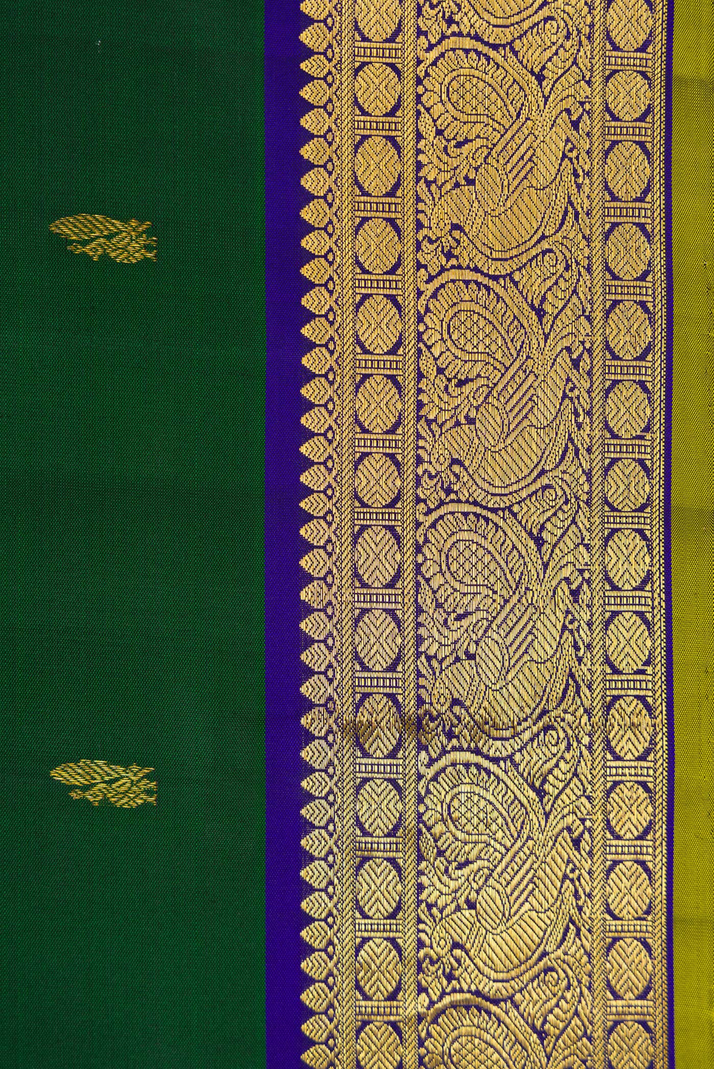 Bottle Green Kanchipuram Silk Saree - Image 3