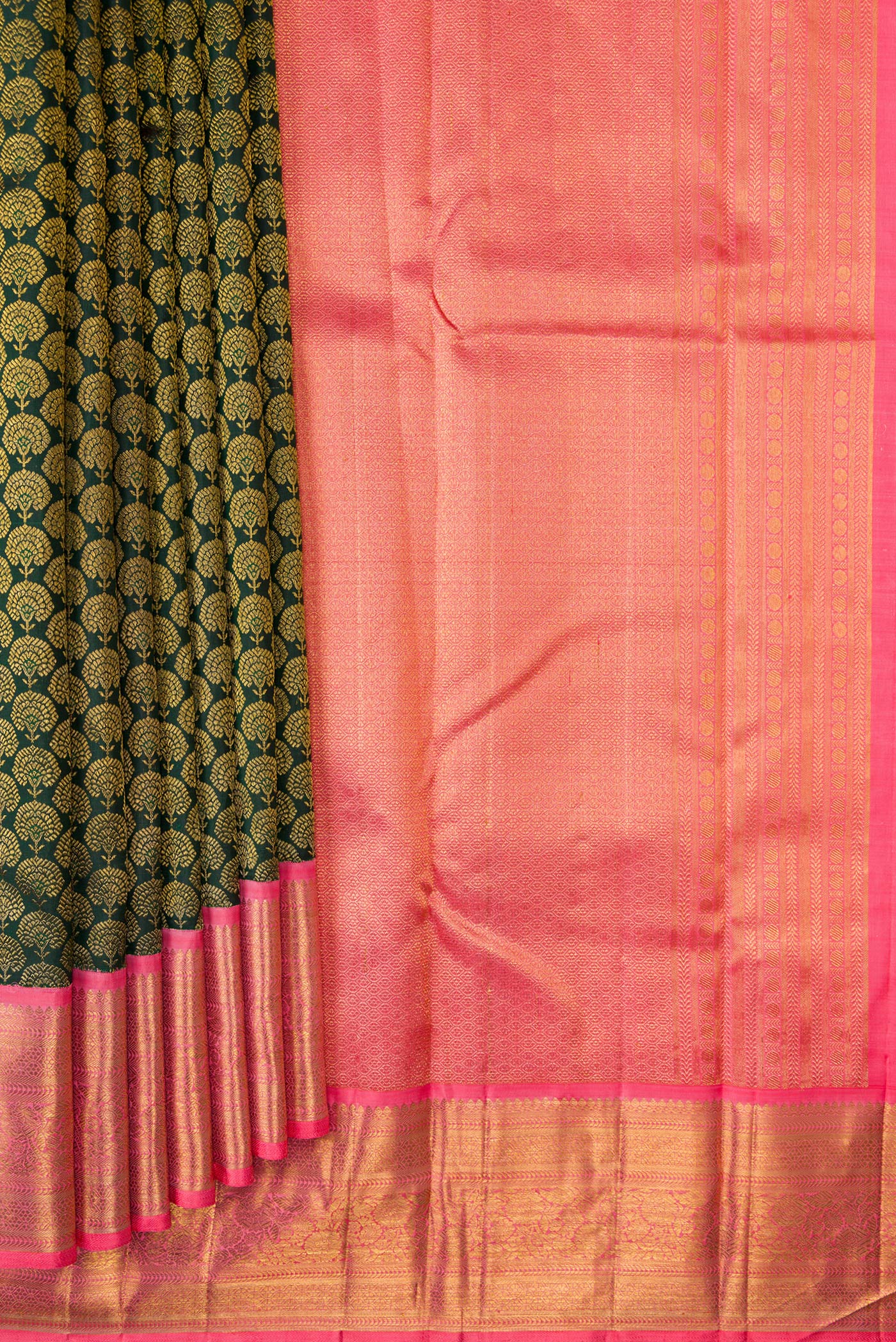 Bottle Green Kanjivaram Silk Saree - Image 4