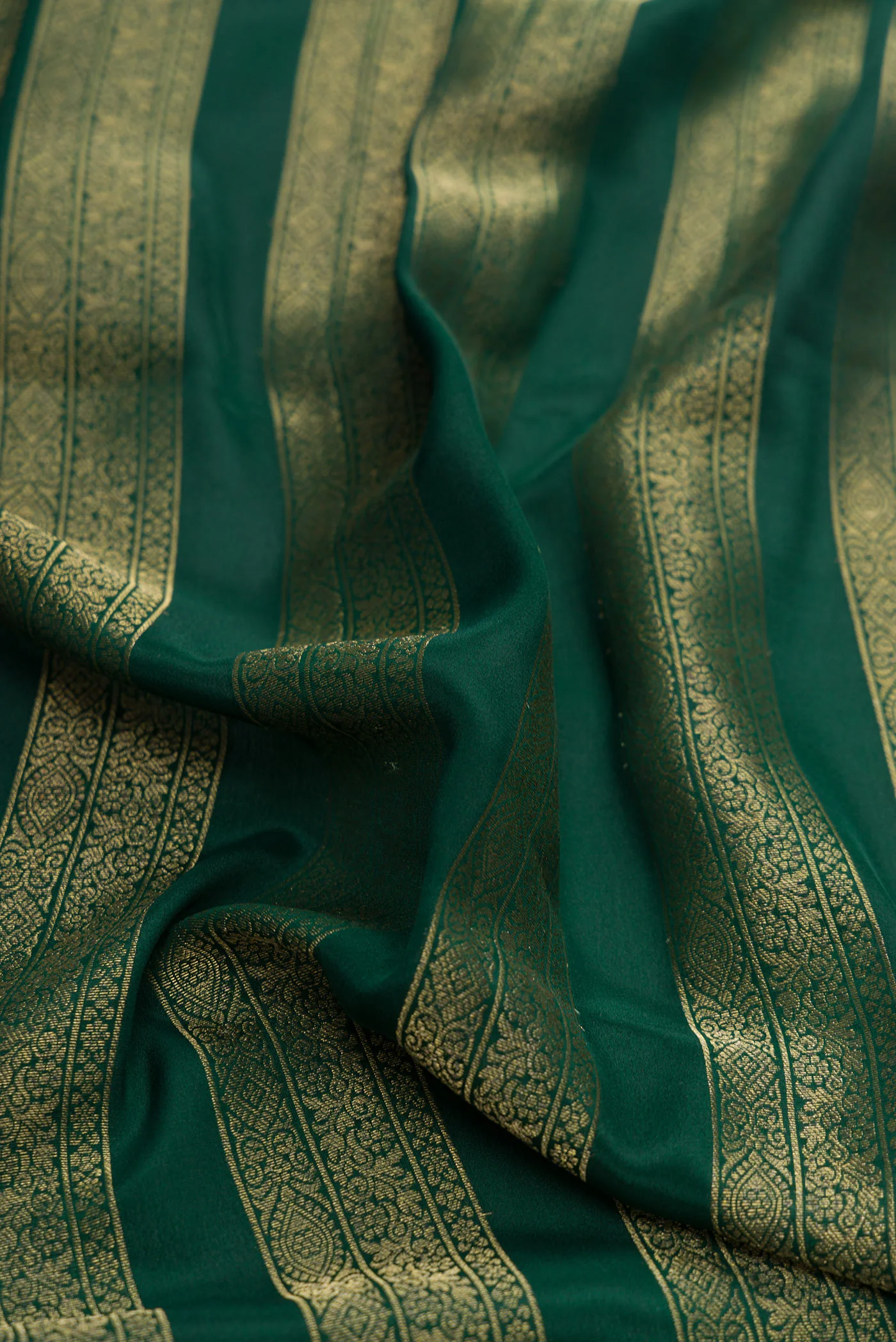 Bottle Green Mysore Crepe Saree - Image 2