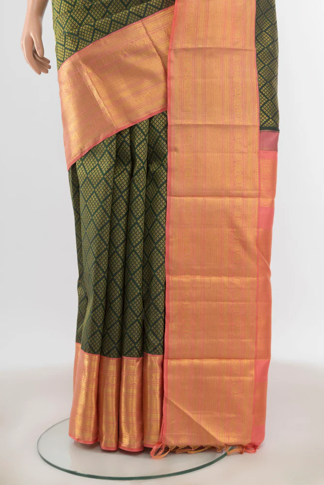 Bottle Green Kanchipuram Silk Saree - Image 3