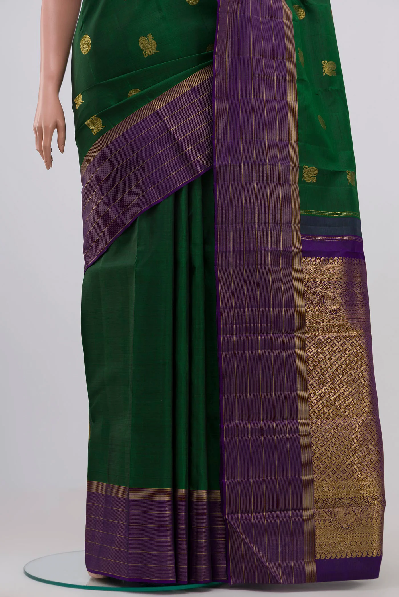Bottle Green Kanjivaram Silk Saree - Image 3