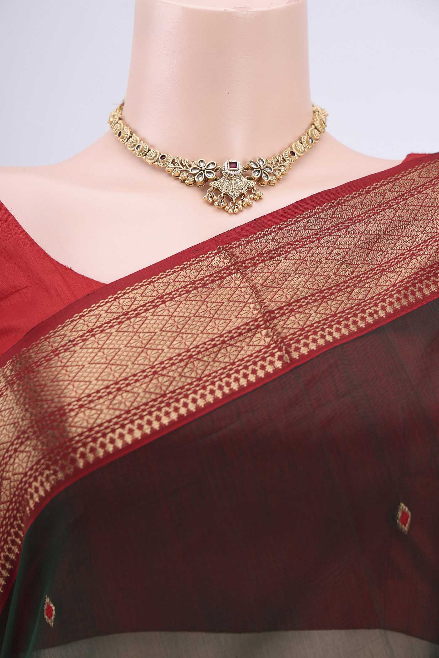Bottle Green Maheshwari Silk Cotton Saree - Image 2