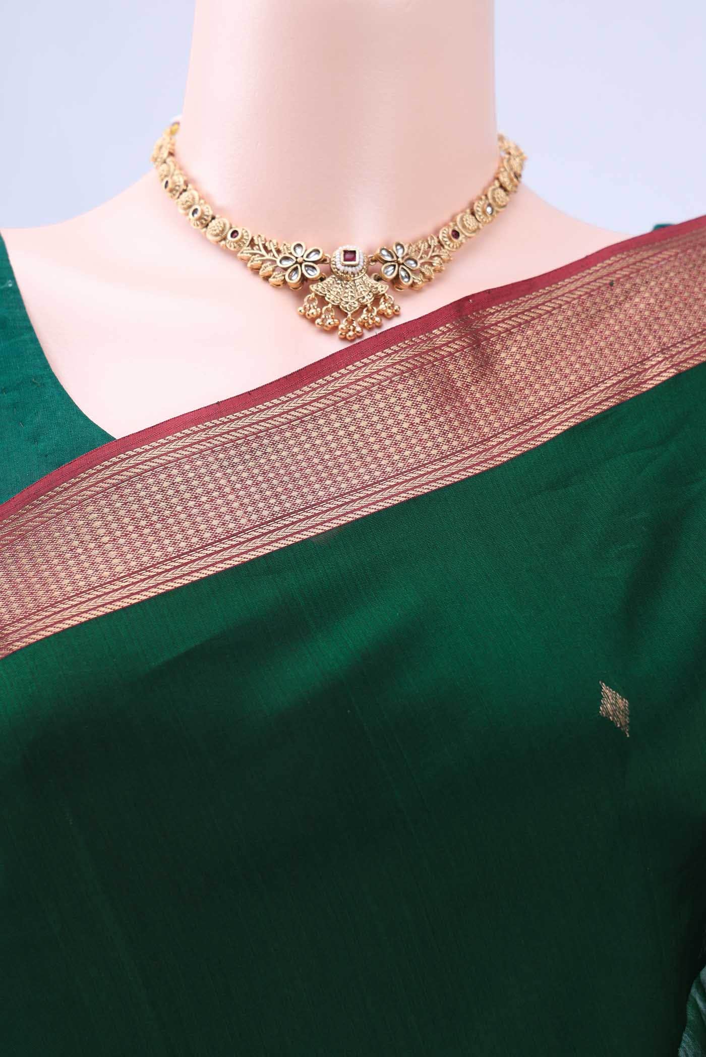 Bottle Green Maheshwari Silk Cotton Saree - Image 3