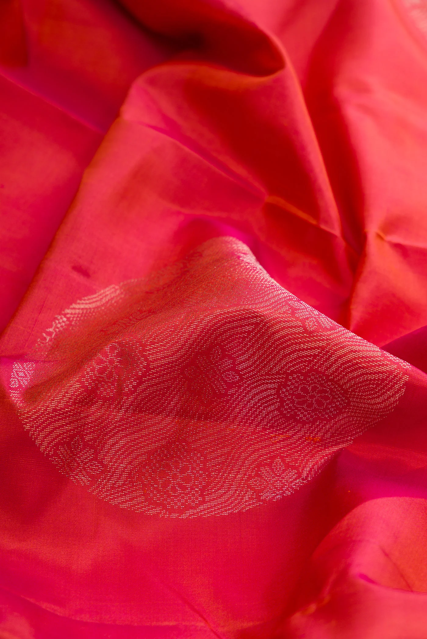 Orange with Pink Color Soft Silk Saree - Image 2