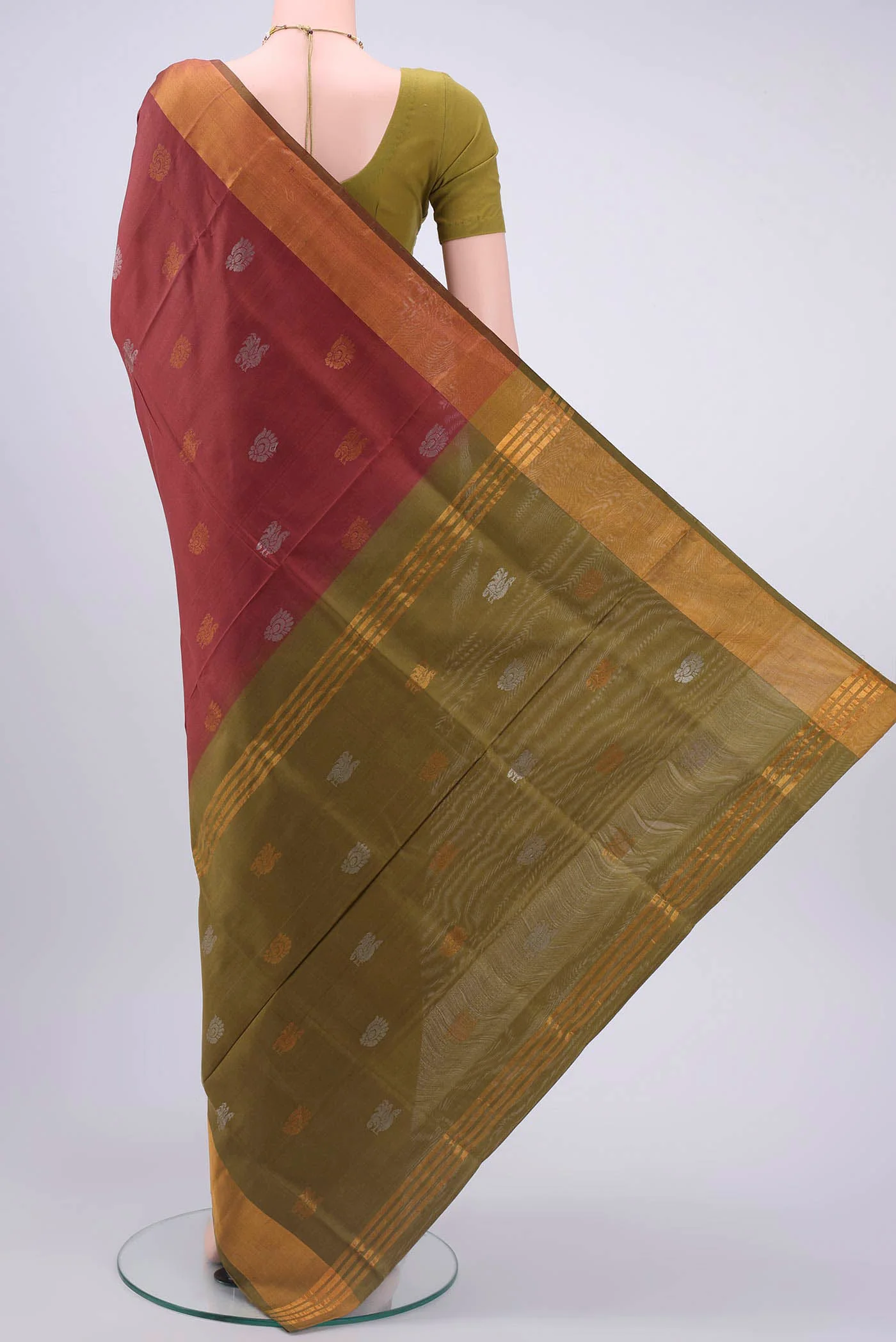 Maroon Uppada Silk Saree - Image 3