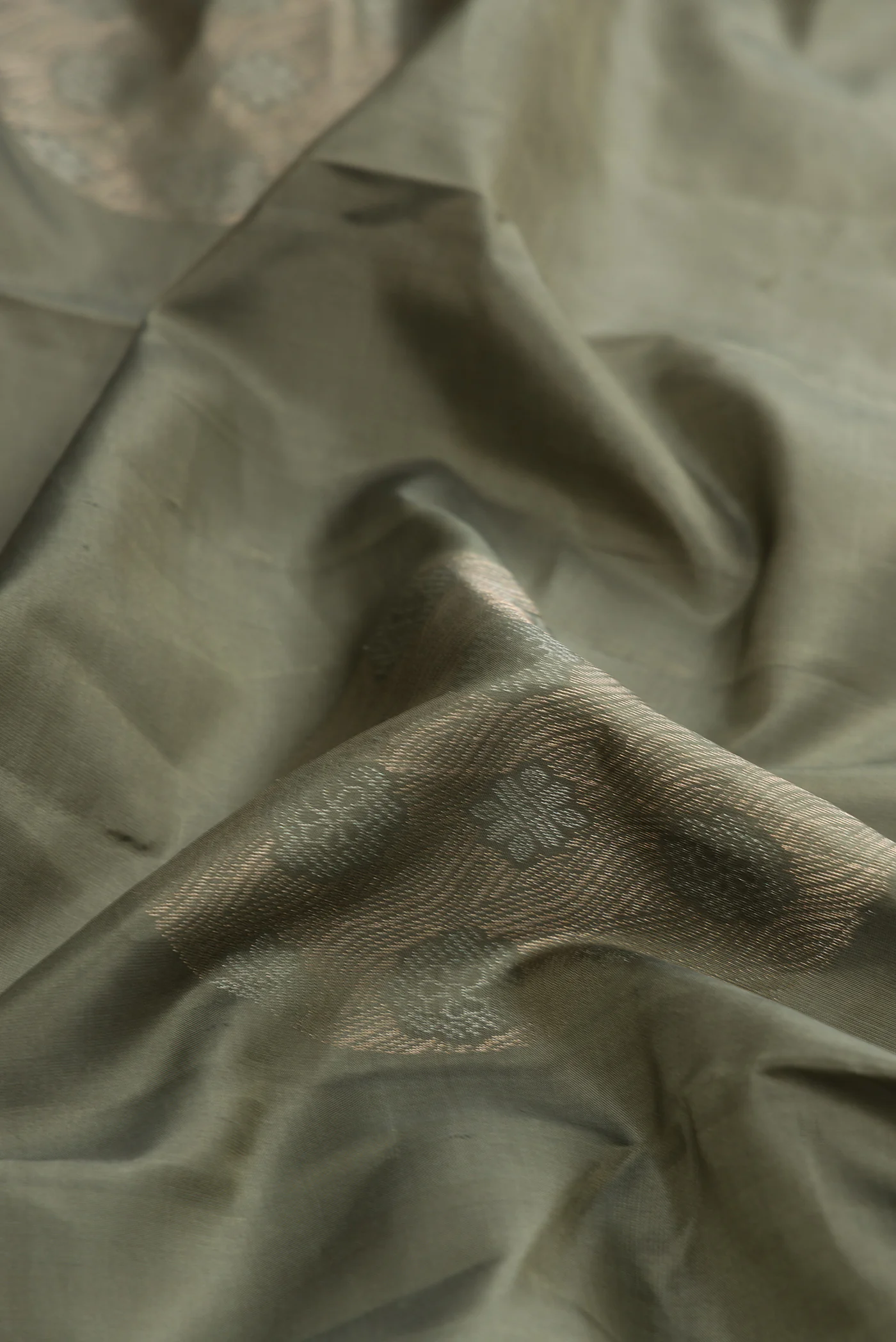 Green Soft Silk Saree - Image 2
