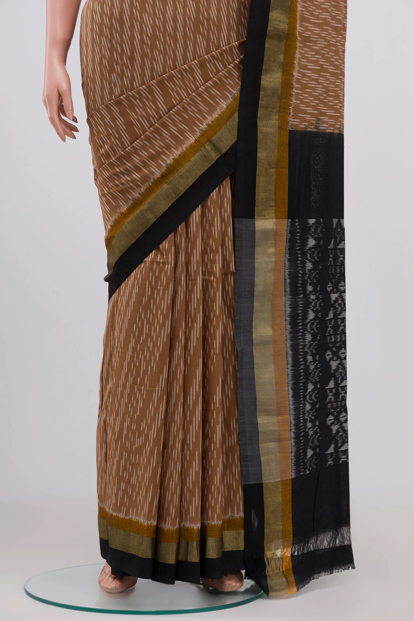 Brown Pochampally Cotton Saree - Image 3