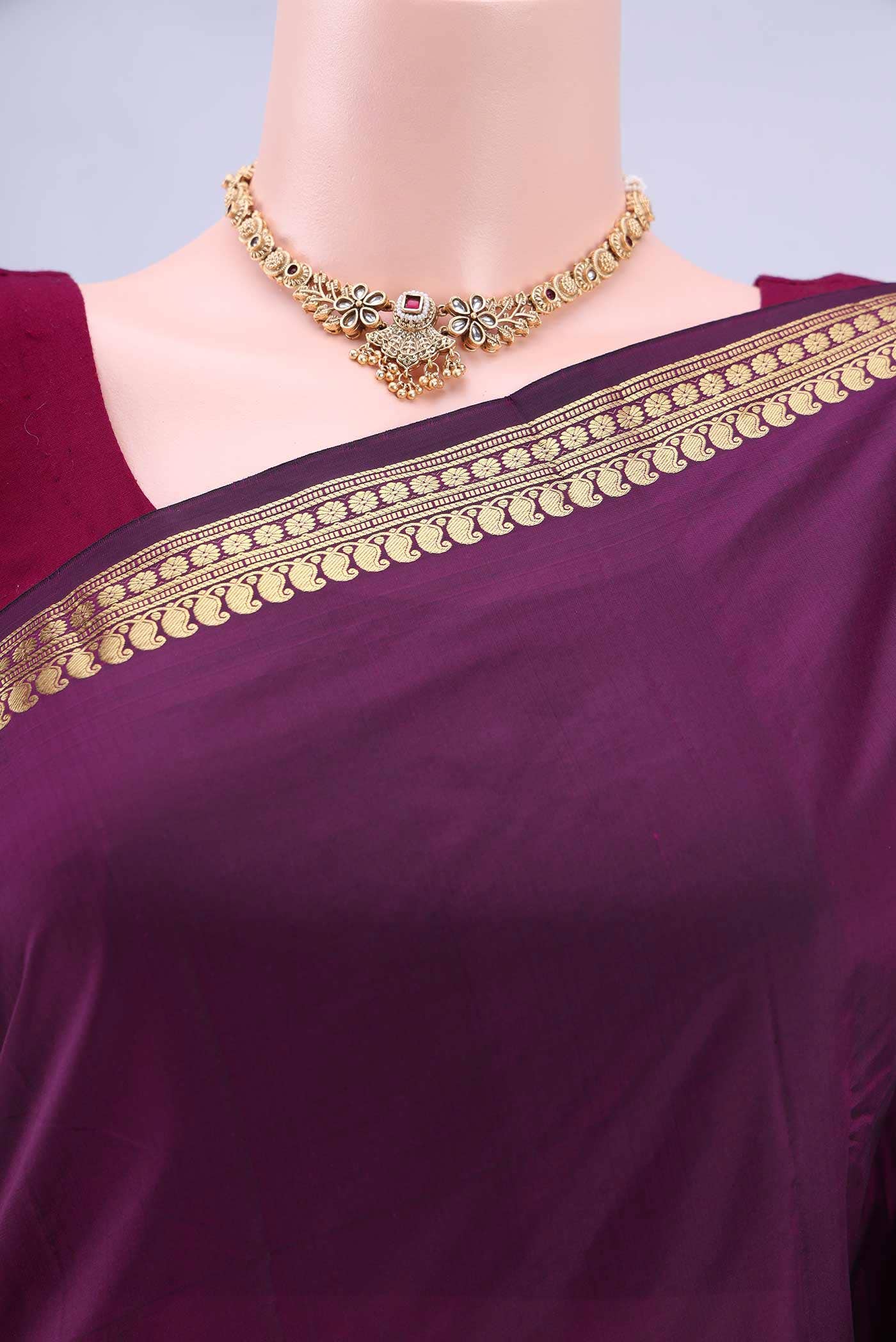 Burgundy Bangalore Silk Saree - Image 3