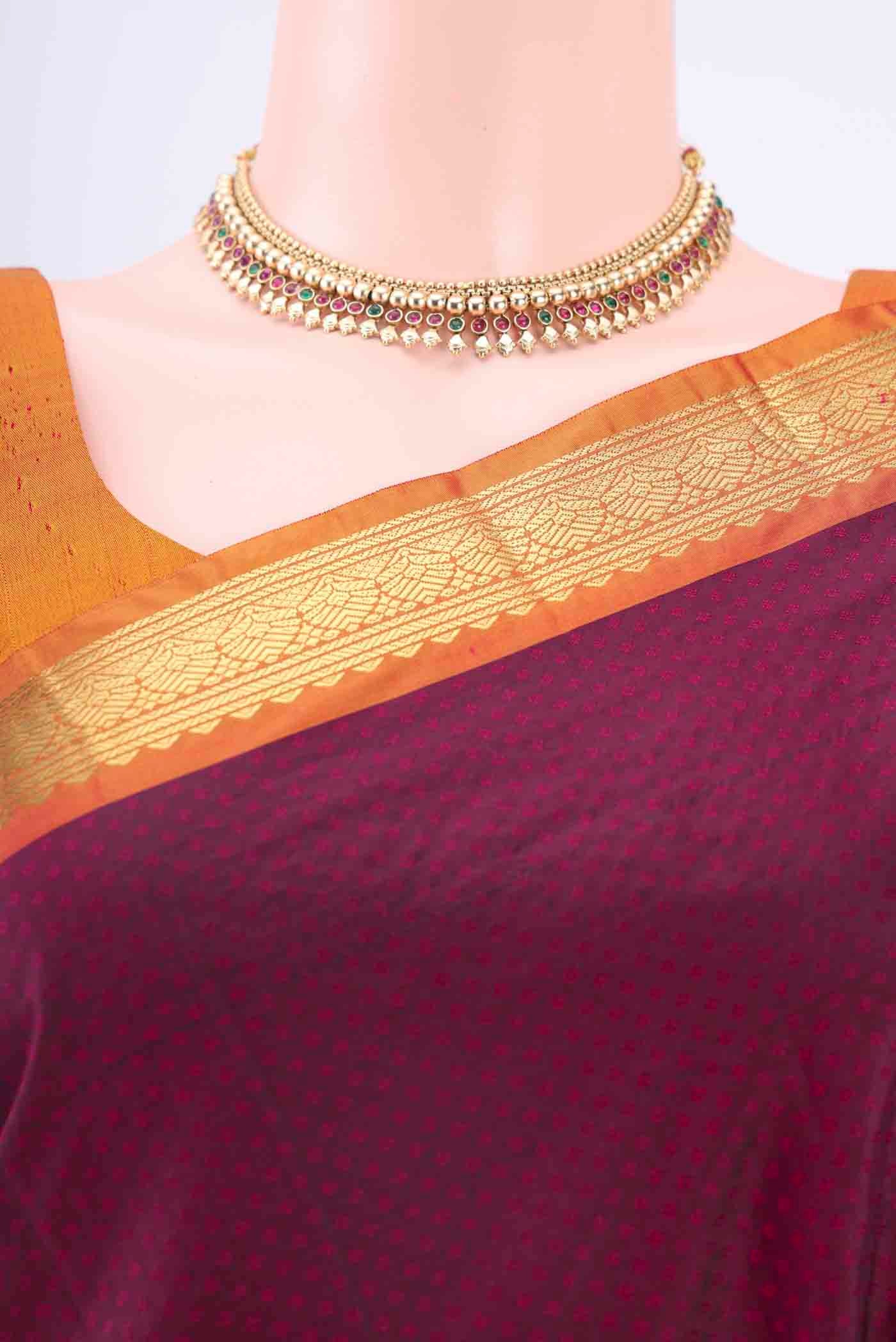 Burgundy Dual Tone Blended Bangalore Silk Saree - Image 2