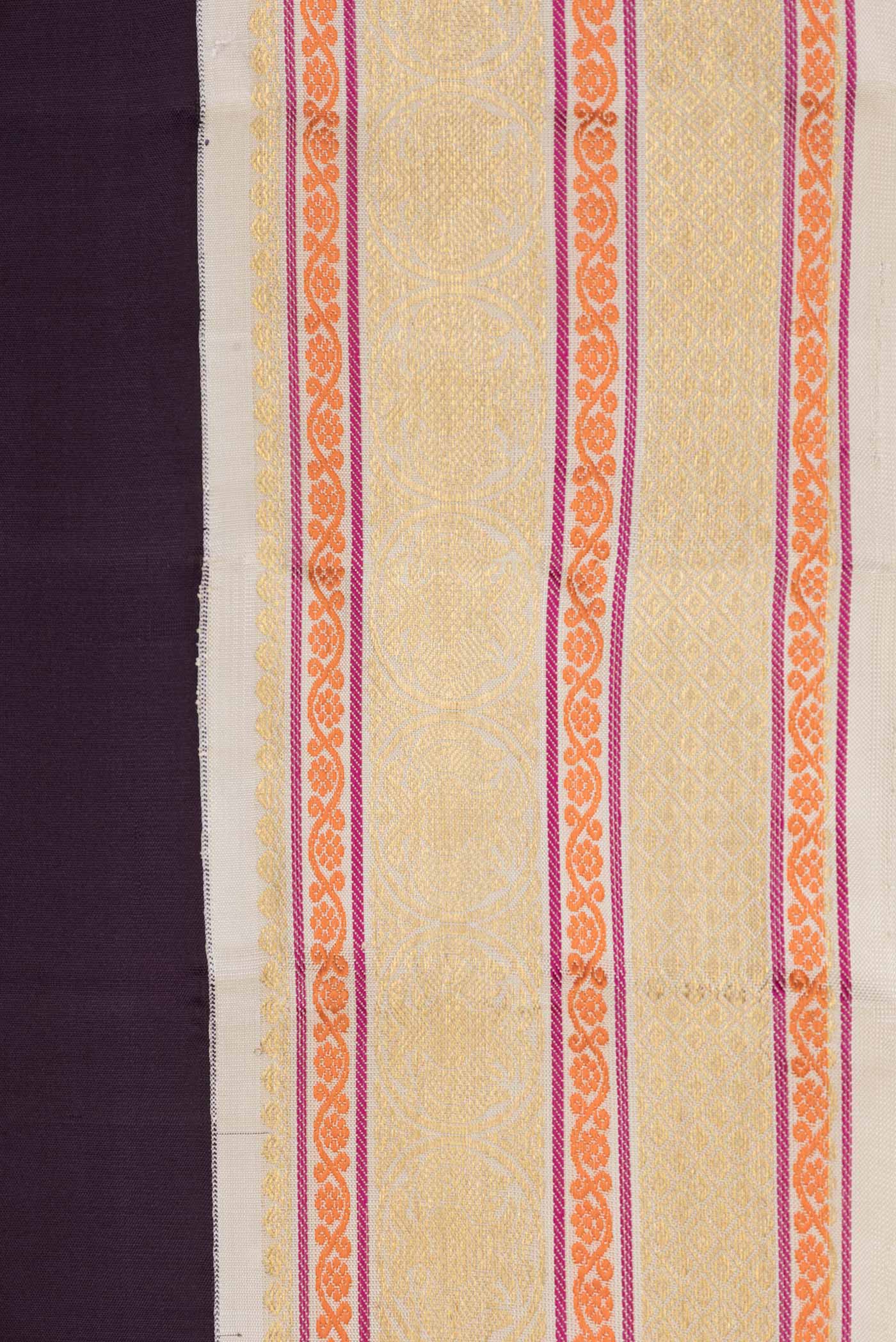 Burgundy Dual Tone Kanjivaram Silk Saree - Image 3