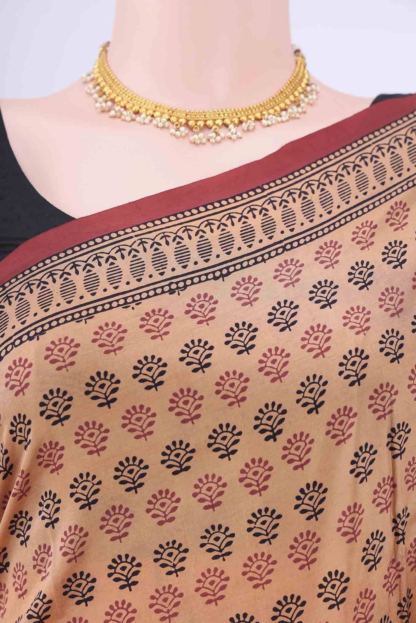 Cinnamon Printed Silk Saree - Image 2