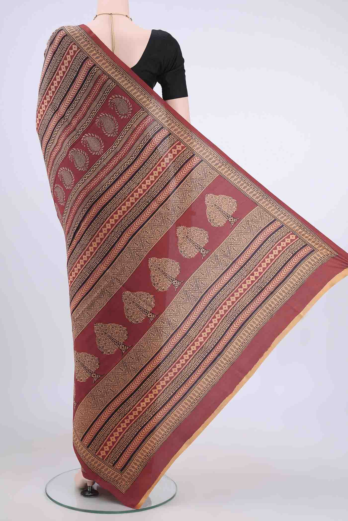 Cinnamon Printed Silk Saree - Image 3
