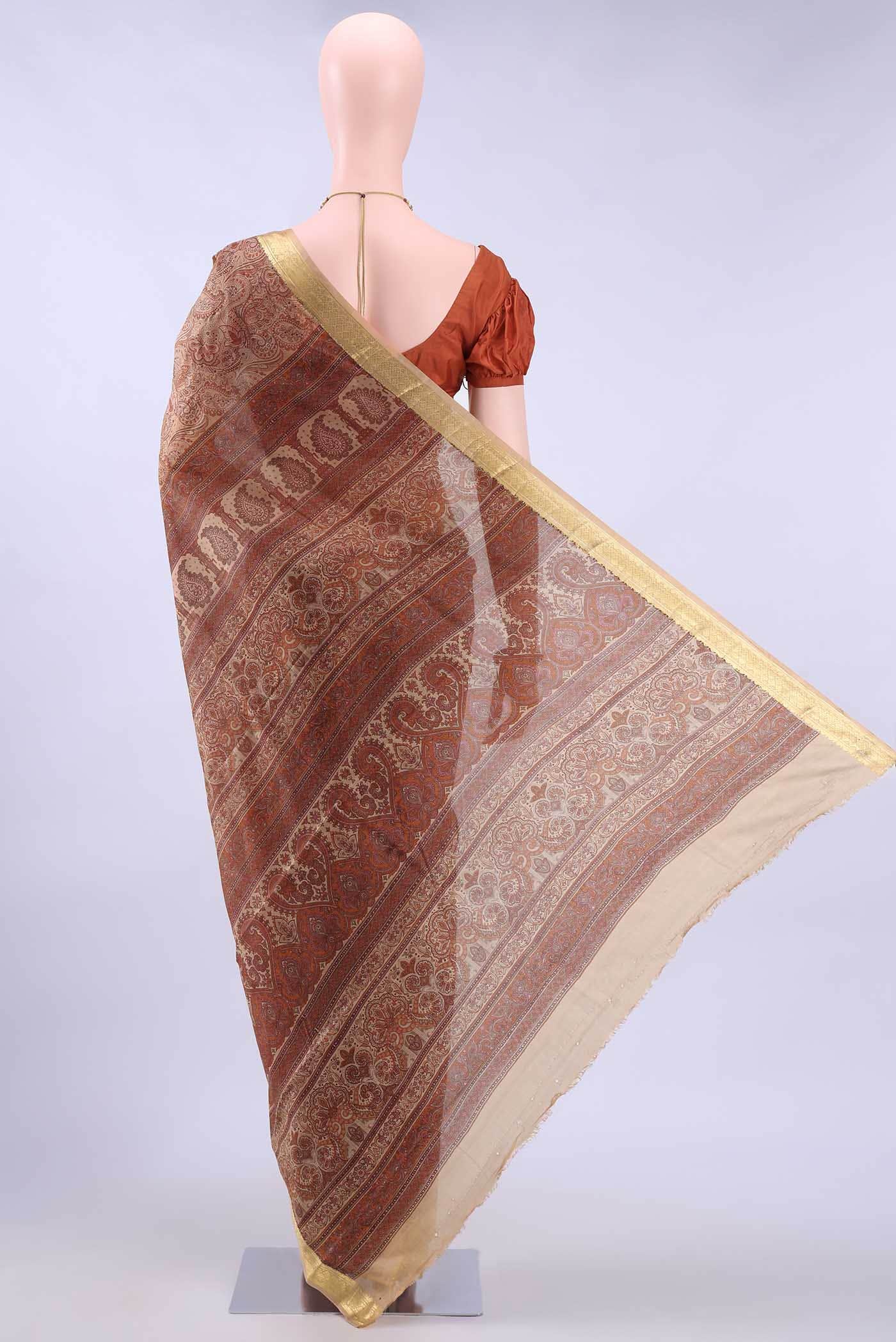 Coral Printed Silk Saree - Image 2
