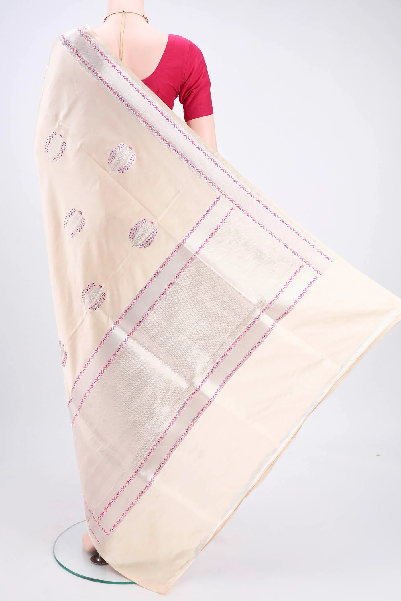 Cream Banarasi Silk Saree - Image 3